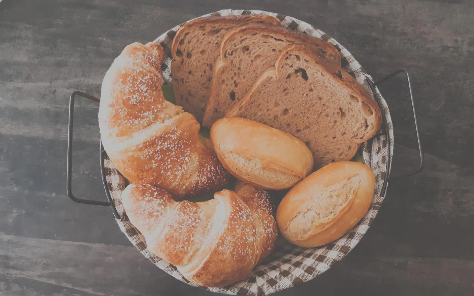 Italian breakfast in Il Piccolo B&B