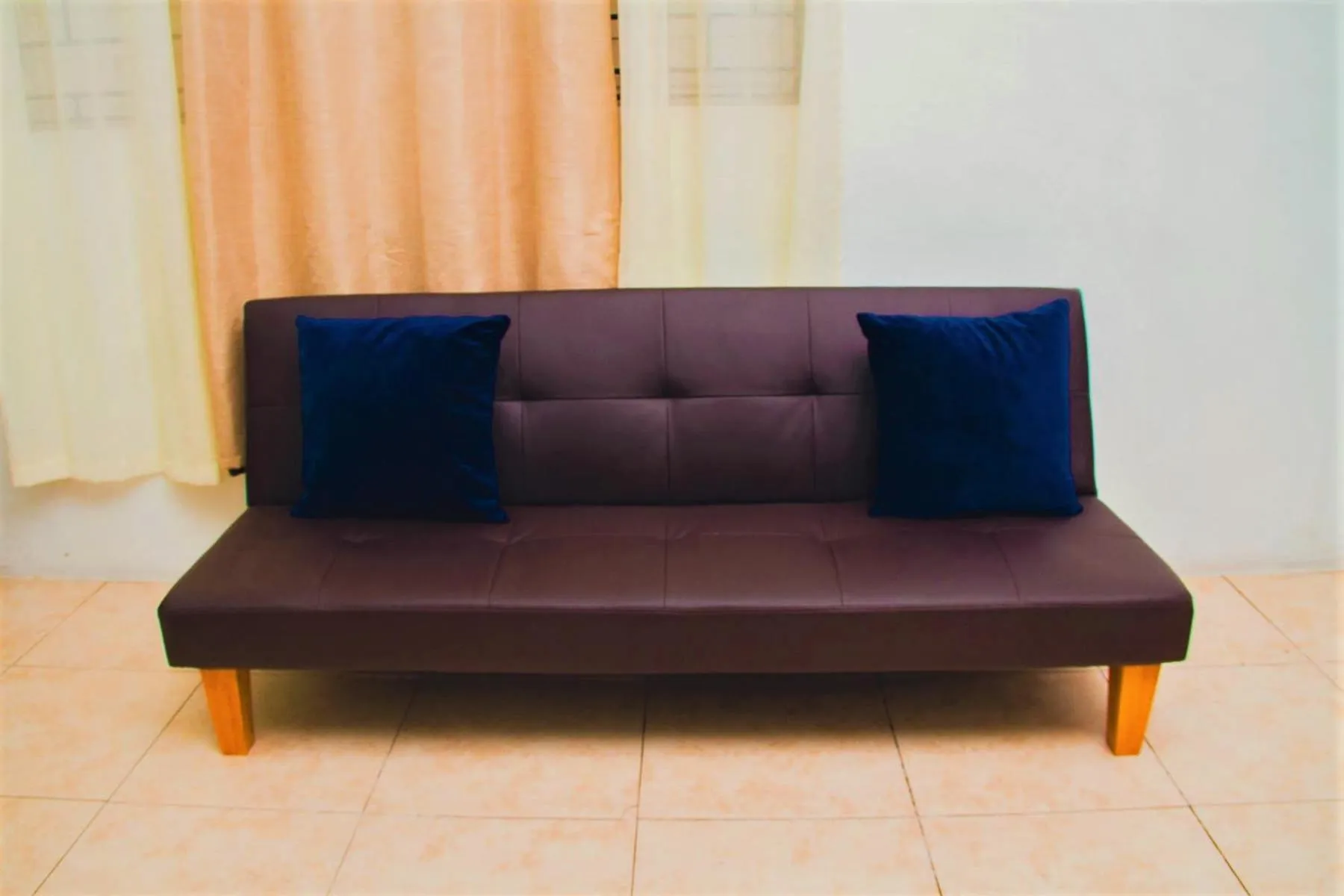 Seating area in Eventuality B&B New Kingston