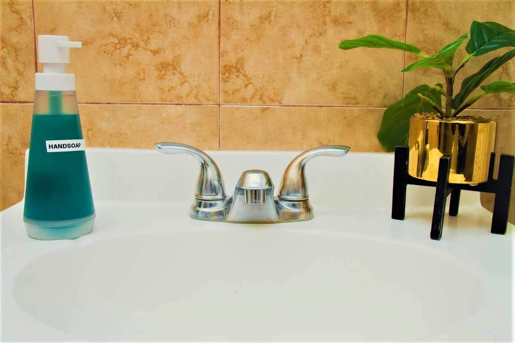 Bathroom in Eventuality B&B New Kingston