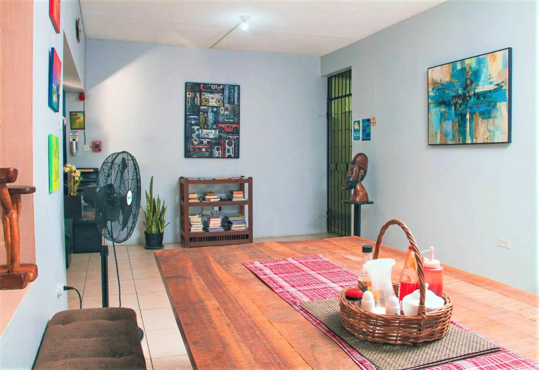 Dining area in Eventuality B&B New Kingston