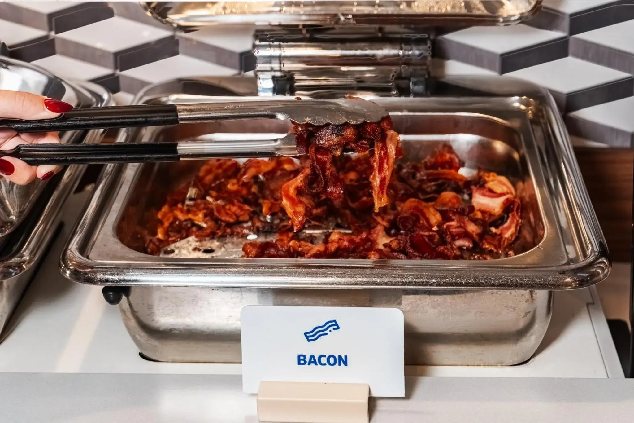 Restaurant/places to eat in Holiday Inn Express Maspeth by IHG Restaurant/places to eat in Holiday Inn Express Maspeth by IHG