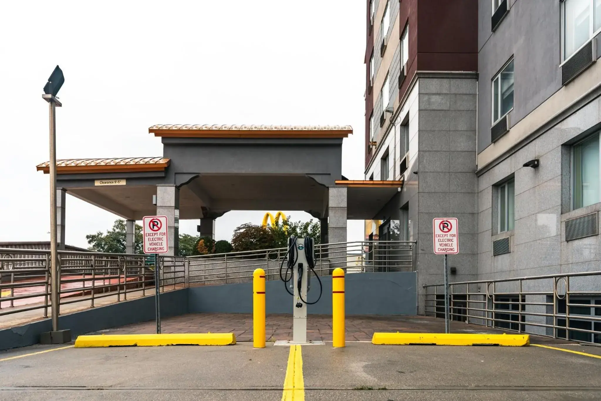 Lobby or reception in Holiday Inn Express Maspeth by IHG Lobby or reception in Holiday Inn Express Maspeth by IHG