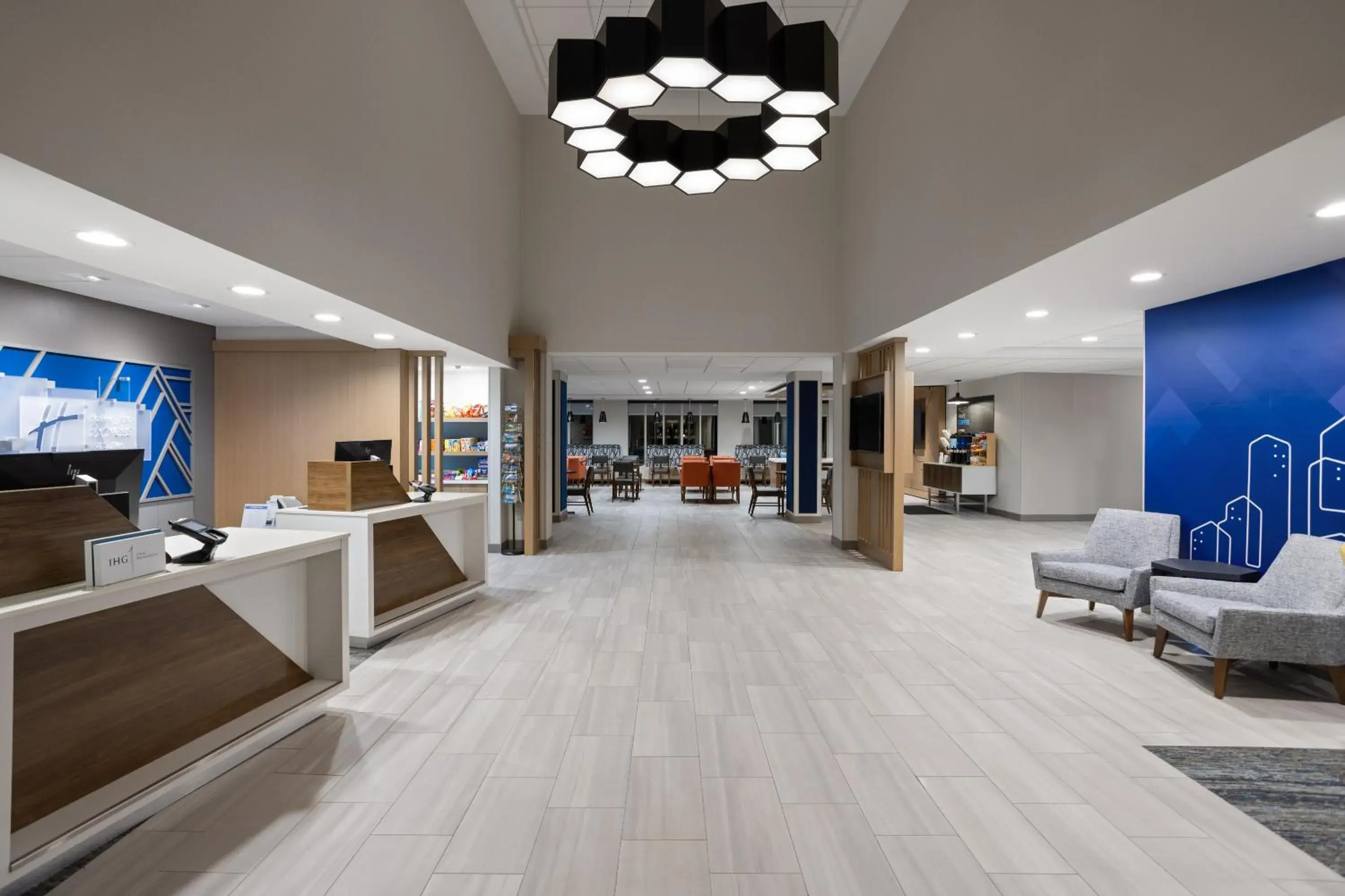 Lobby or reception in Holiday Inn Express Hotel & Suites Brattleboro by IHG Lobby or reception in Holiday Inn Express Hotel & Suites Brattleboro by IHG