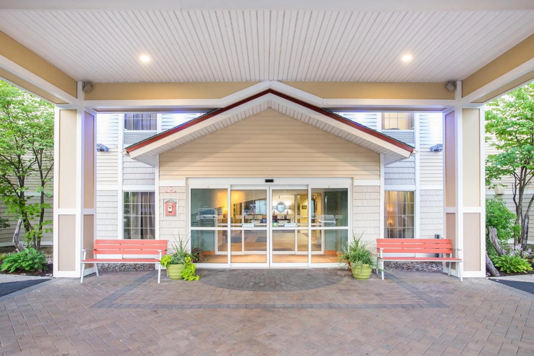 Property building in Holiday Inn Express Hotel & Suites Brattleboro by IHG