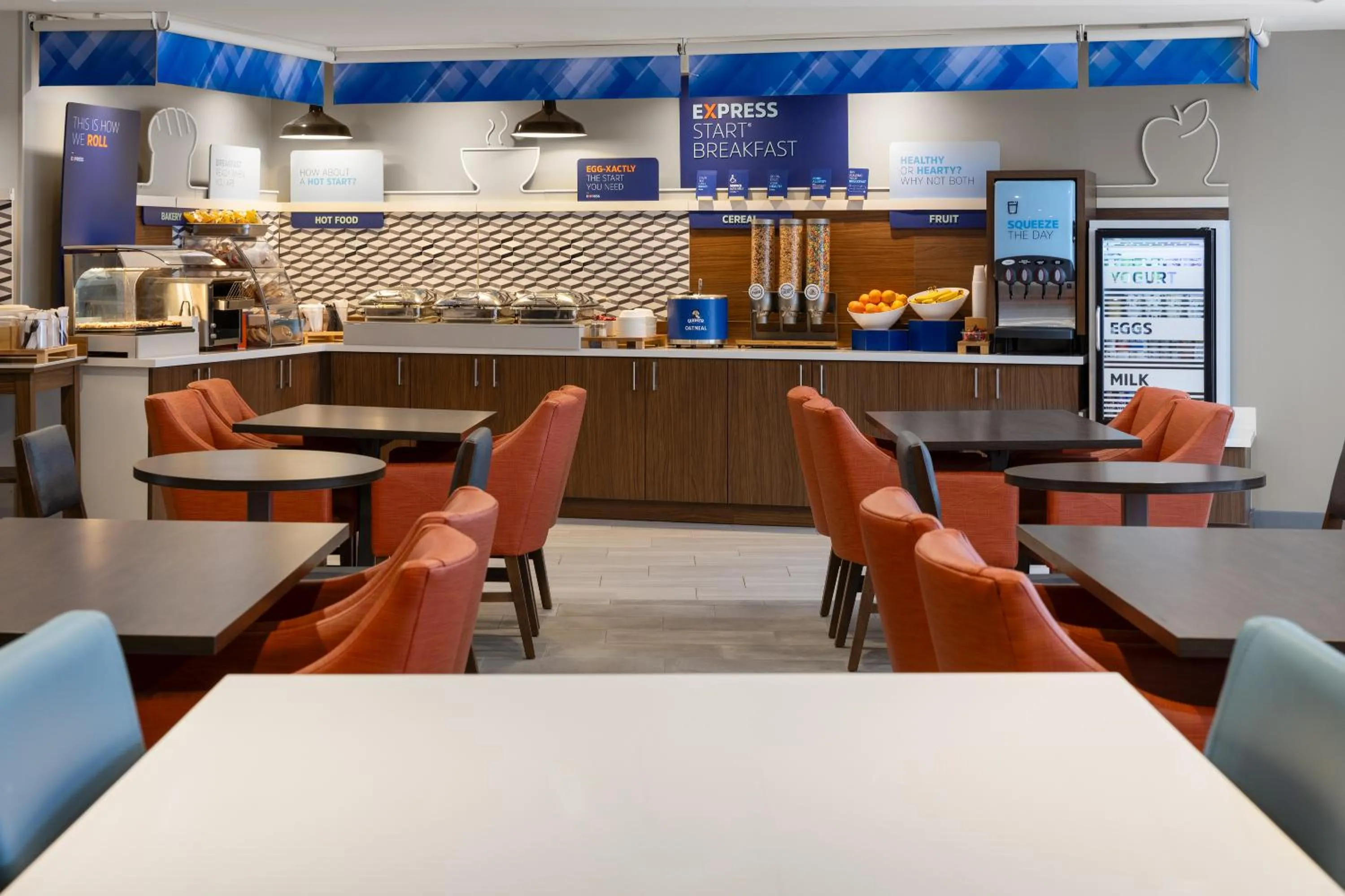 Breakfast in Holiday Inn Express Hotel & Suites Brattleboro by IHG