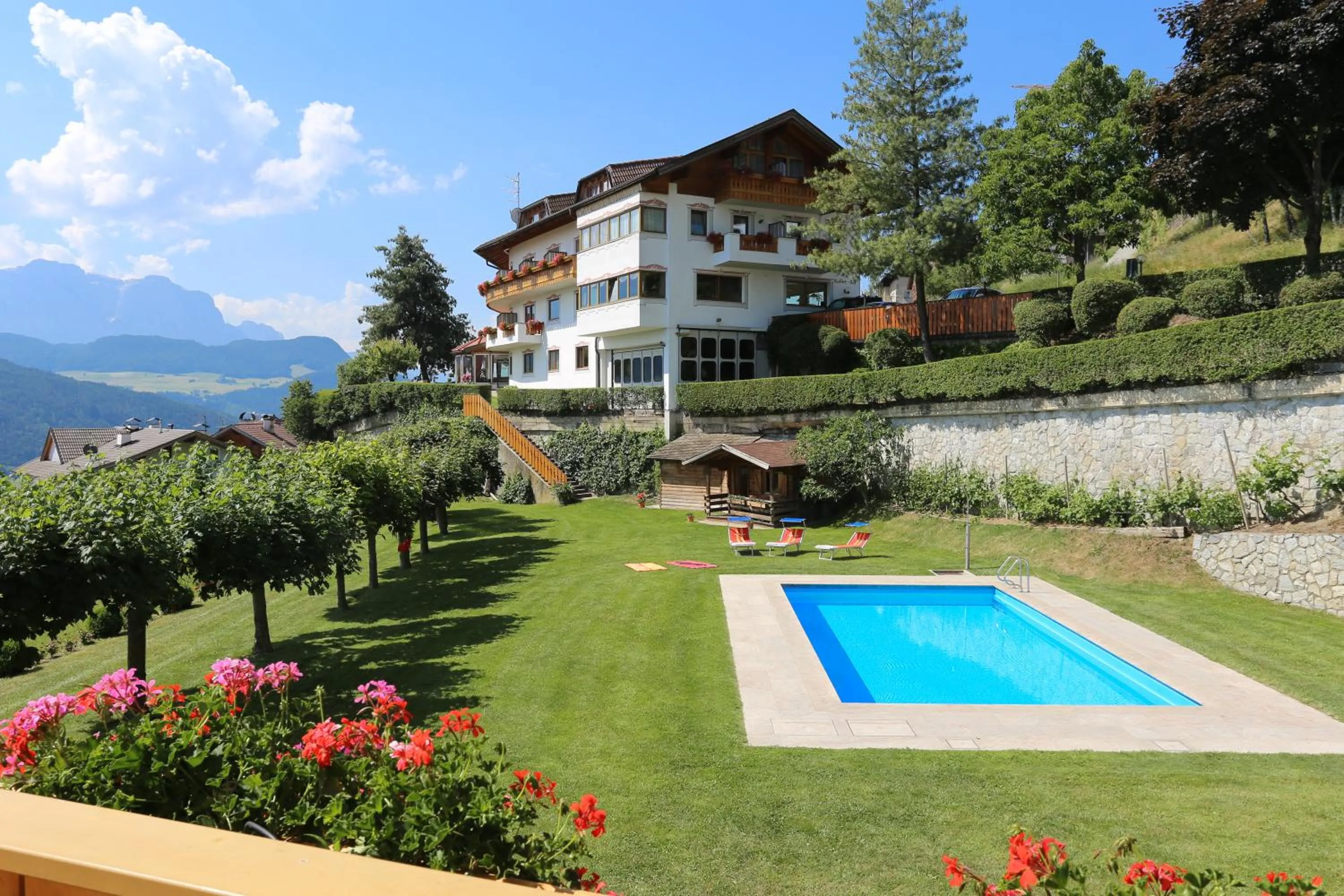 EGGER Apartments & Suites