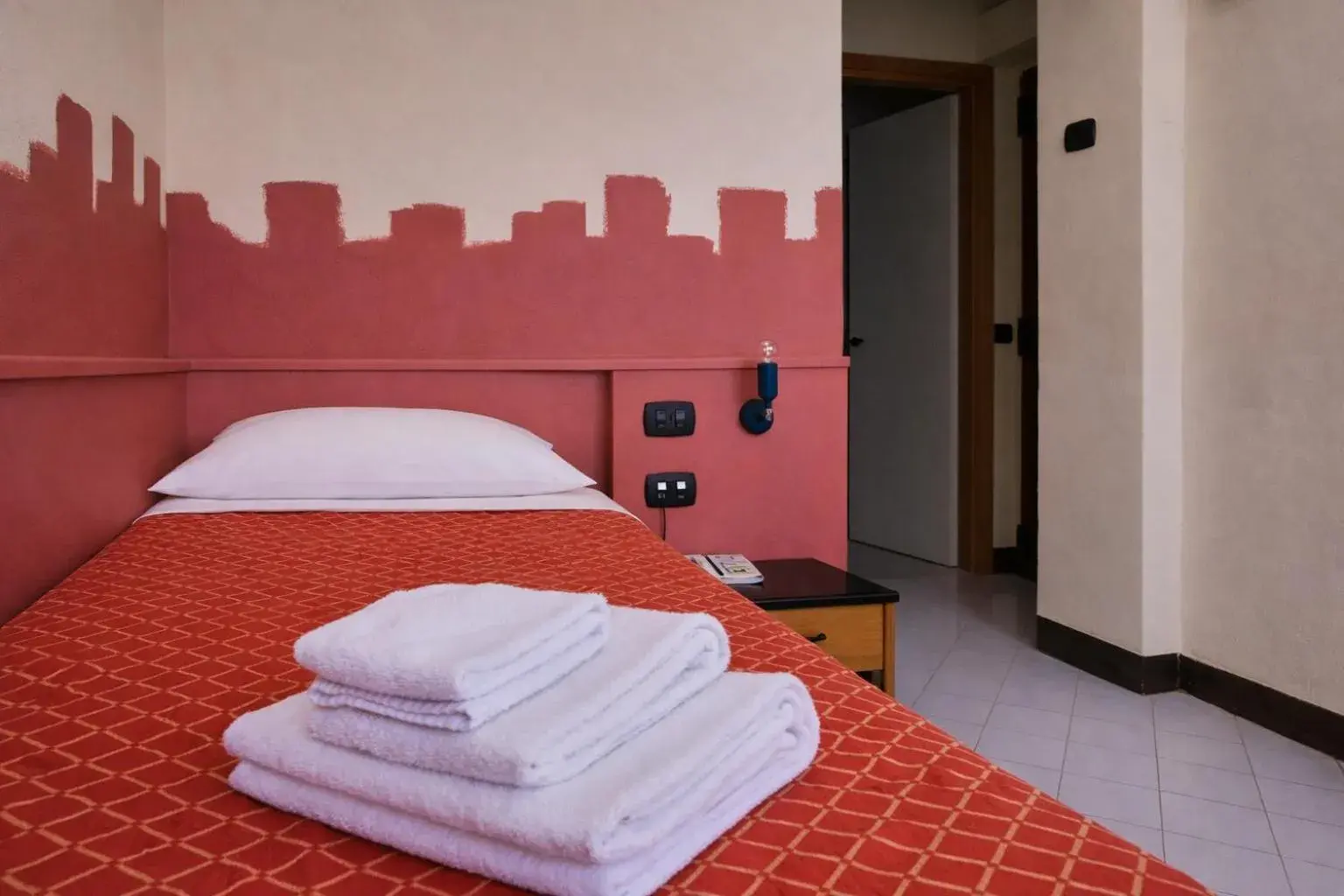 Single Room in Hotel Bello by Ostello Bello Single Room in Hotel Bello by Ostello Bello