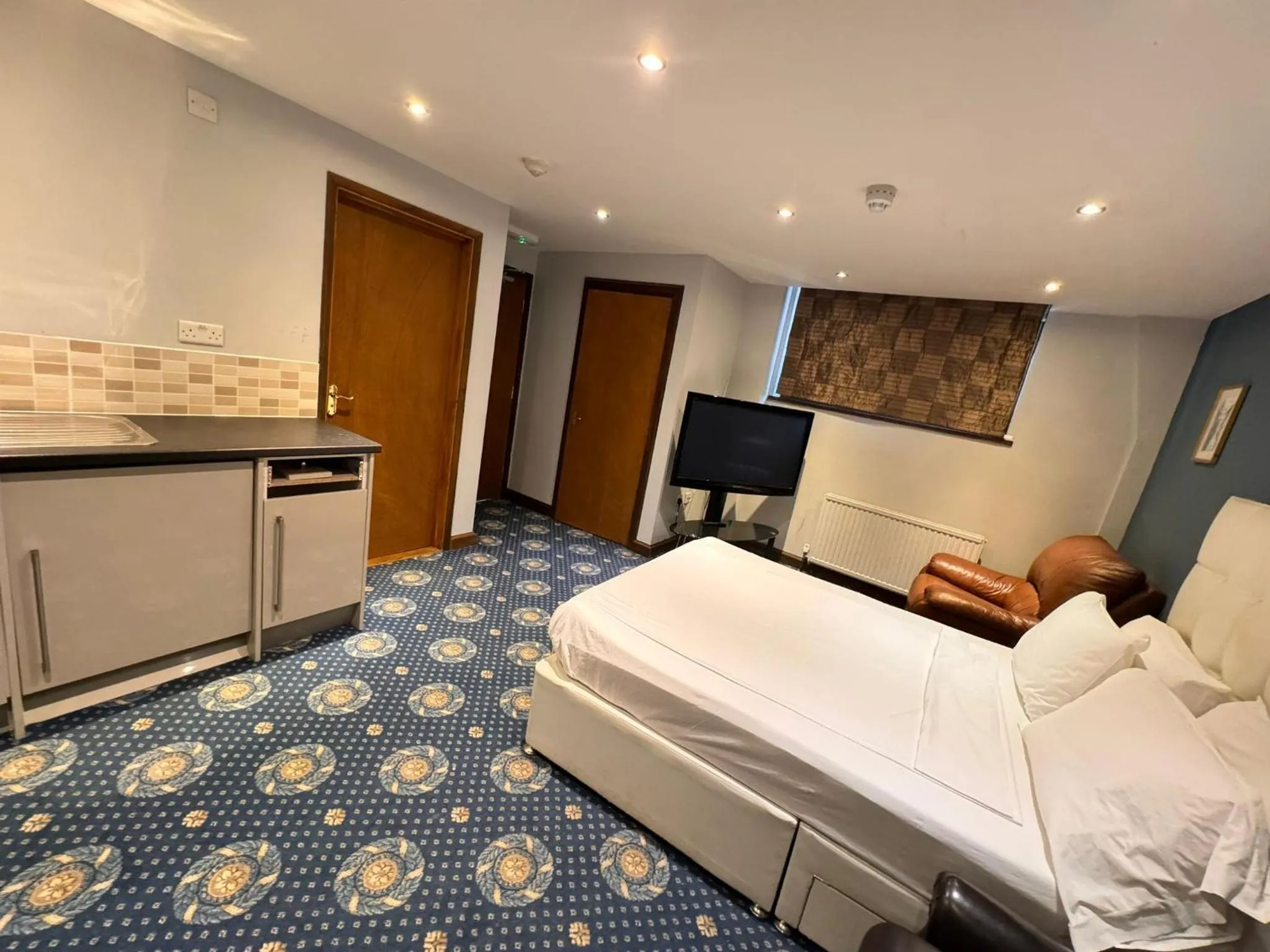 Bedroom, Bed in Villare Hitchin Town Centre