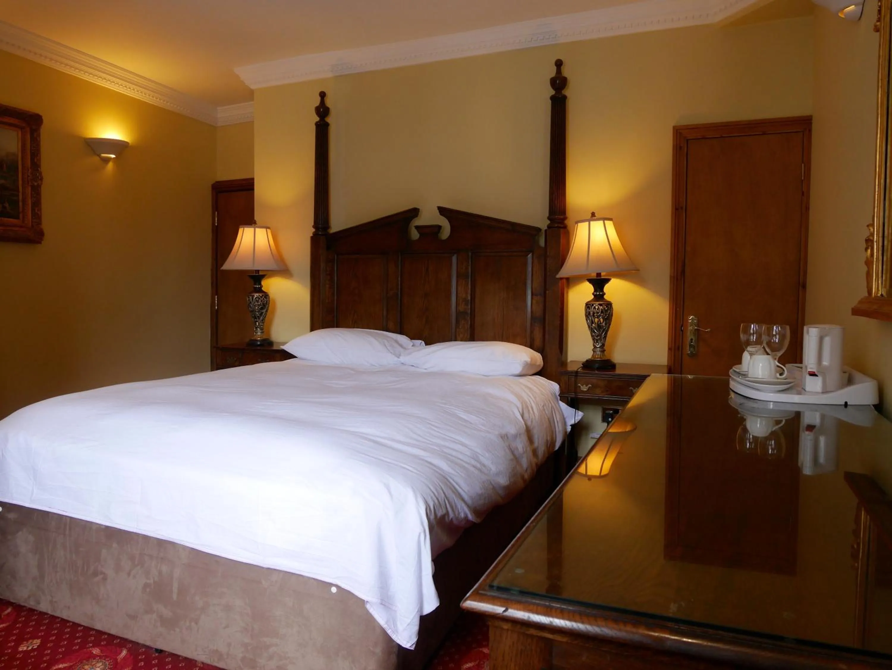 Bedroom, Bed in Villare Hitchin Town Centre