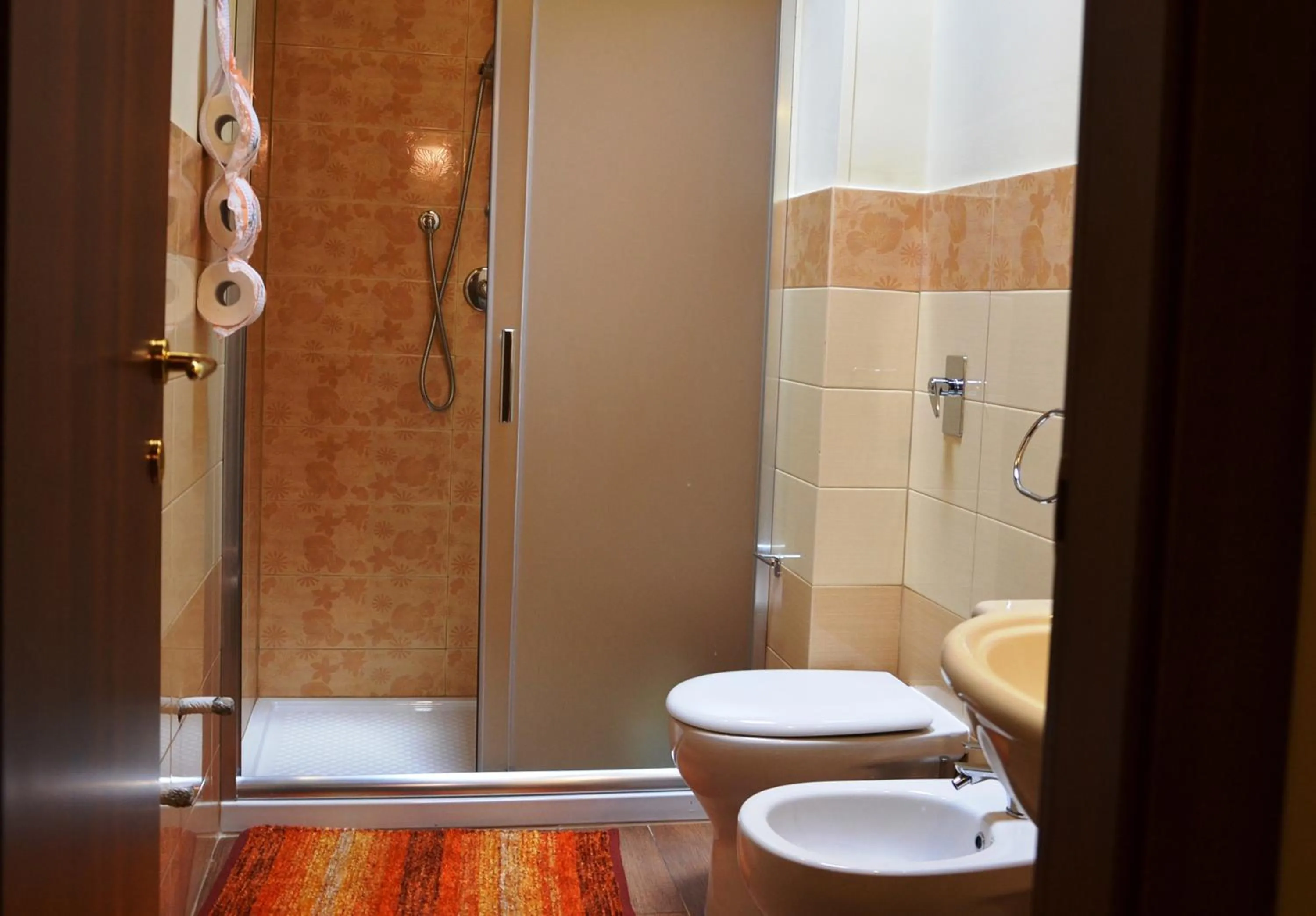 Toilet in Casa Aruci Sweet Home