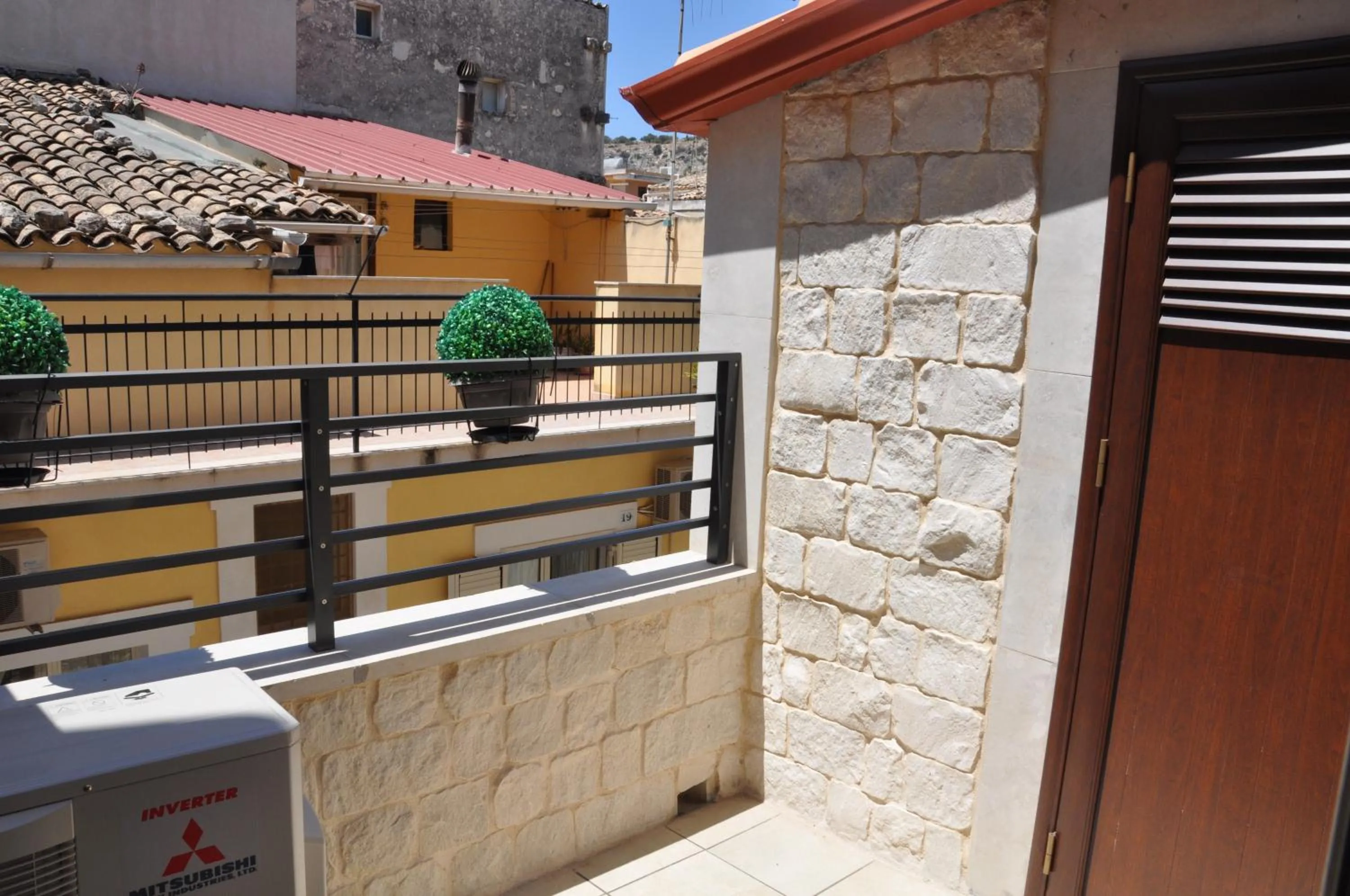 Property building in Casa Aruci Sweet Home