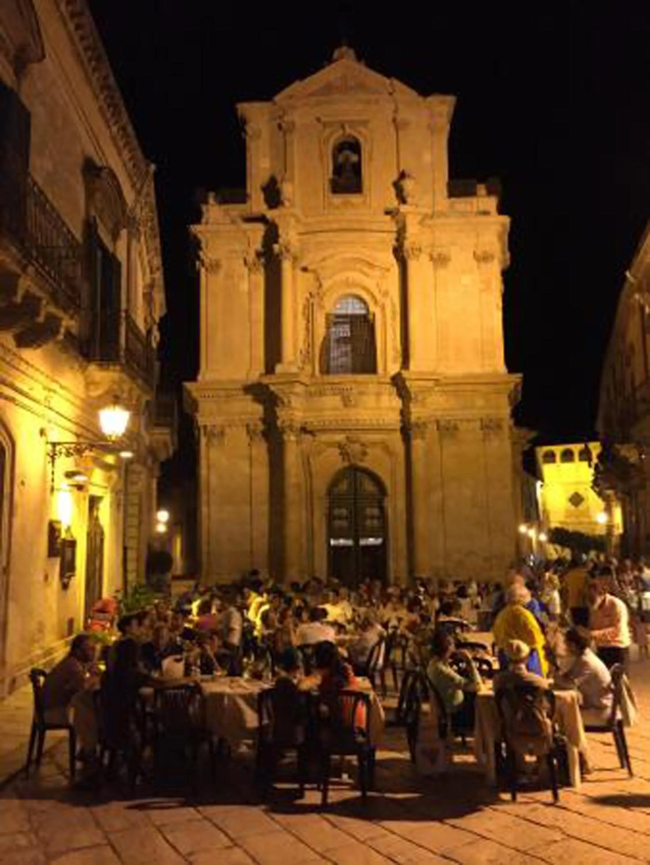 Restaurant/places to eat in Casa Aruci Sweet Home
