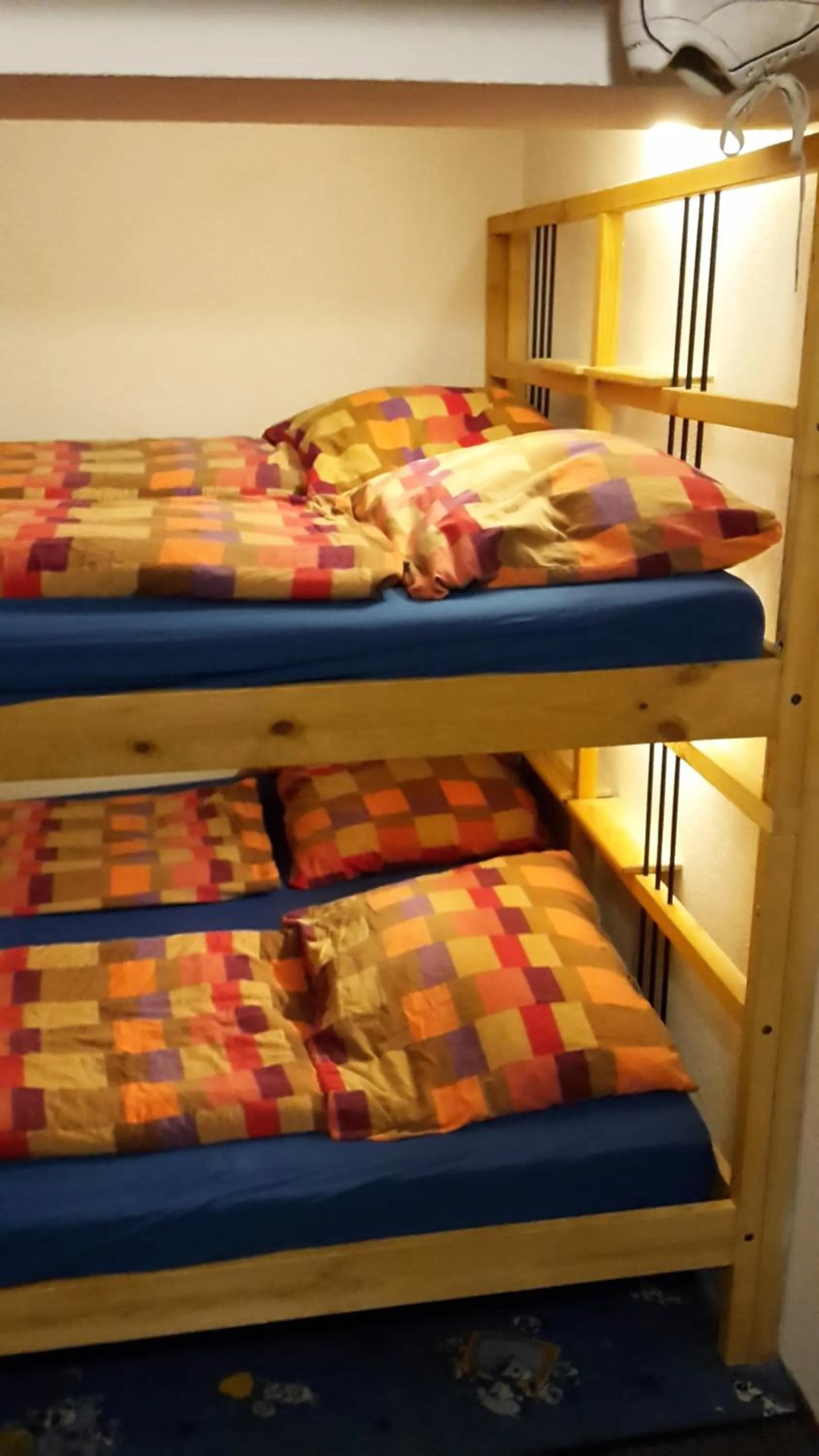 Bed in SnowBunnys BackPackers Hostel
