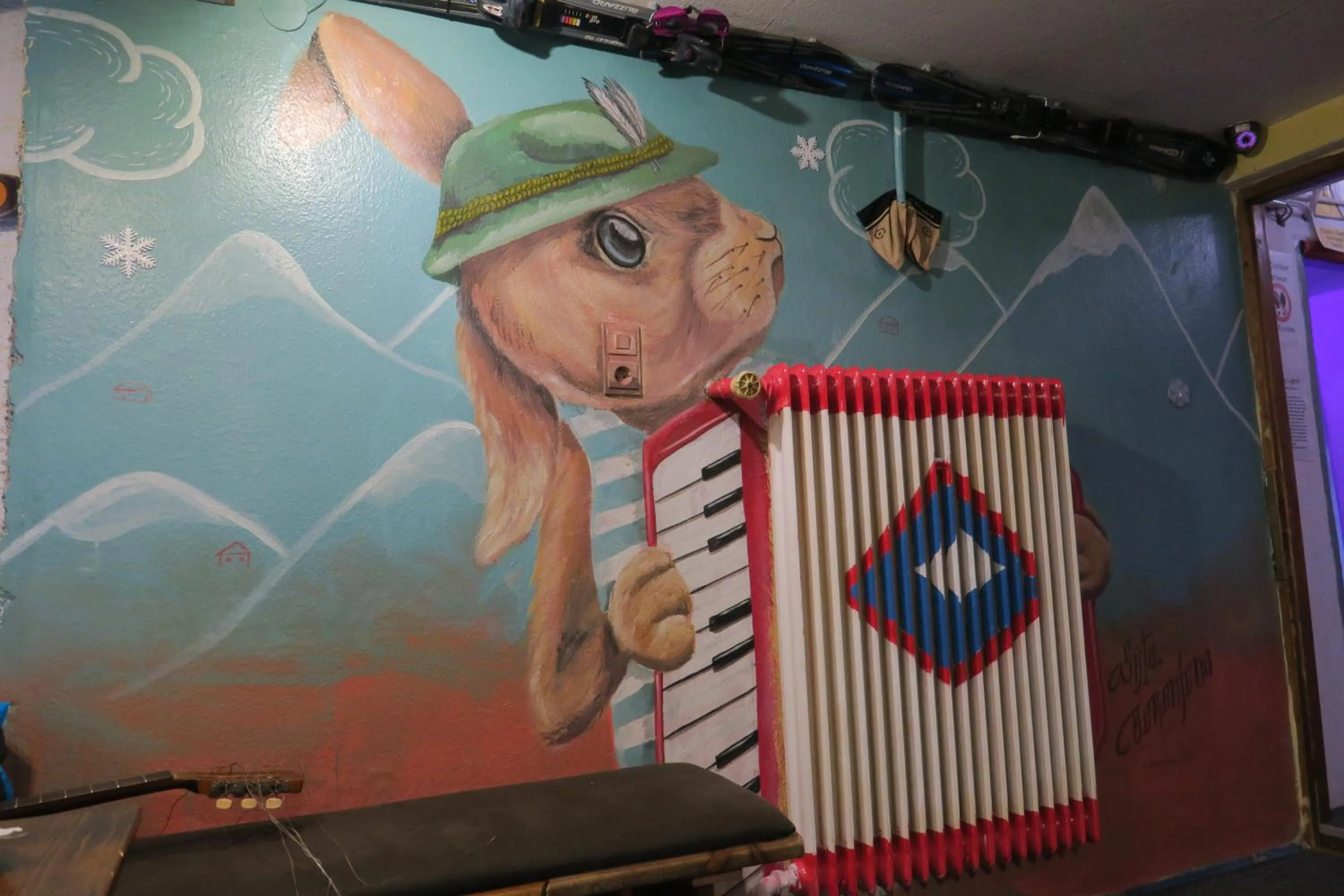 SnowBunnys BackPackers Hostel