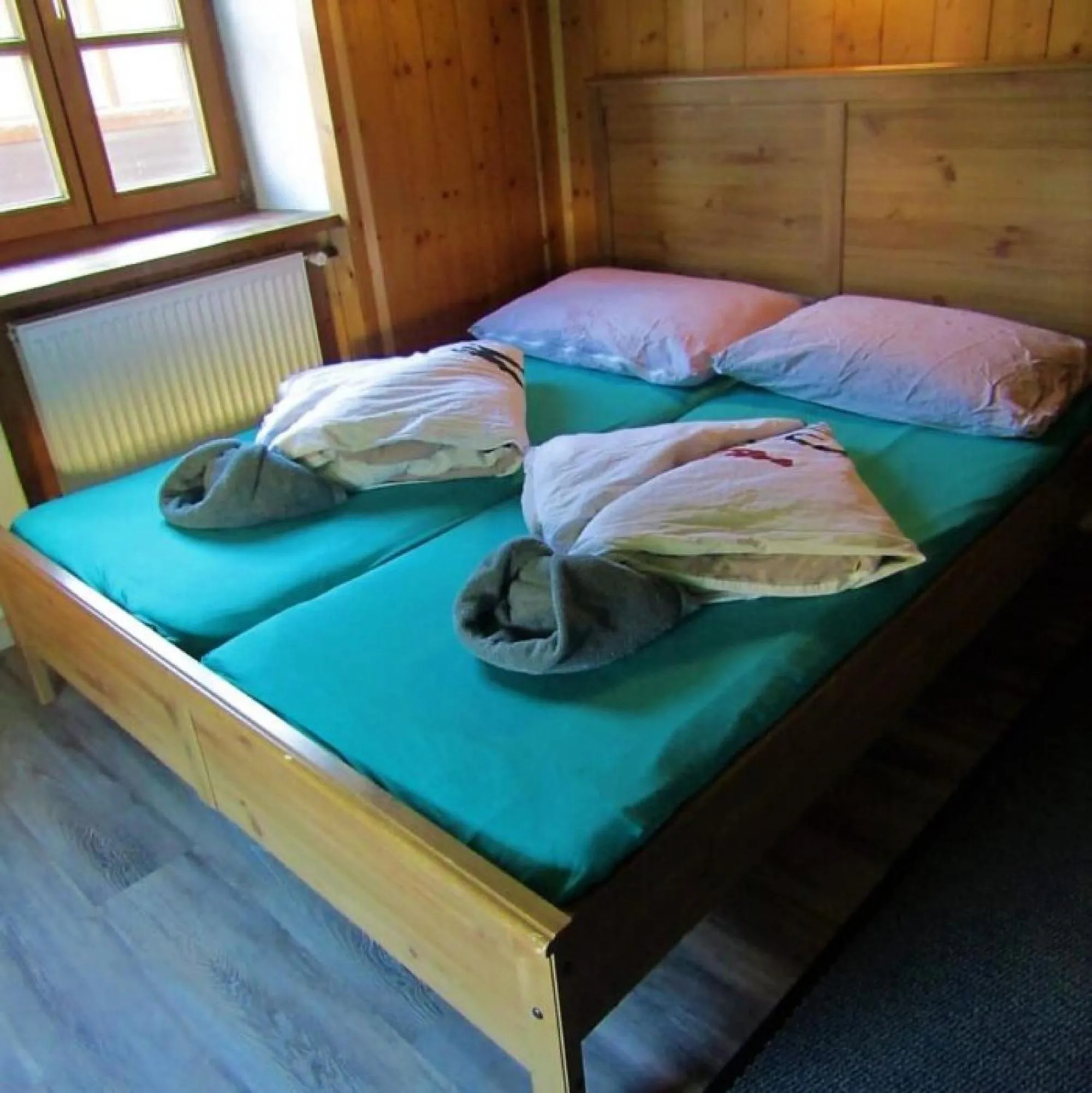 Bed in SnowBunnys BackPackers Hostel