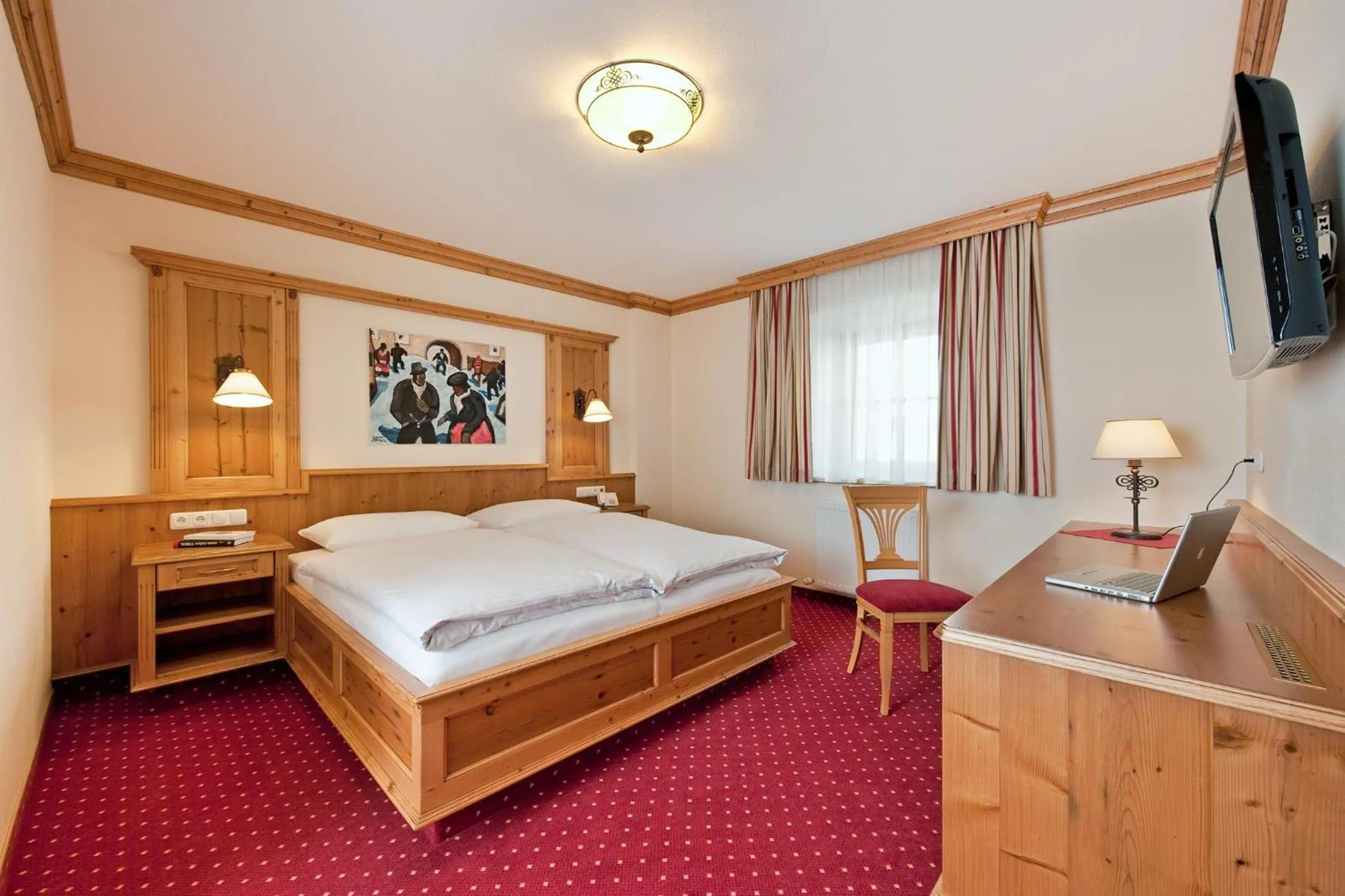 Bed in Eggerwirt Kitzbühel, Hotel & Restaurant