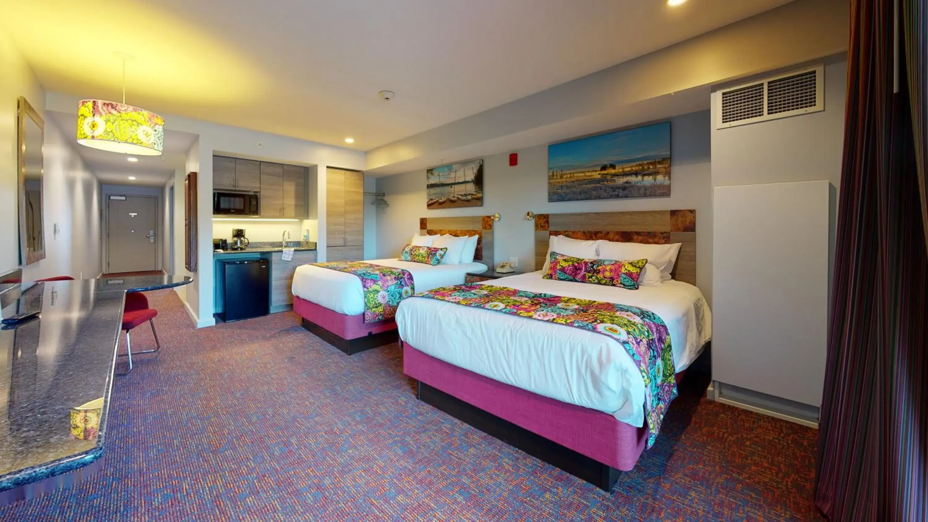 Bedroom, Bed in Surfside On The Lake Bedroom, Bed in Surfside On The Lake