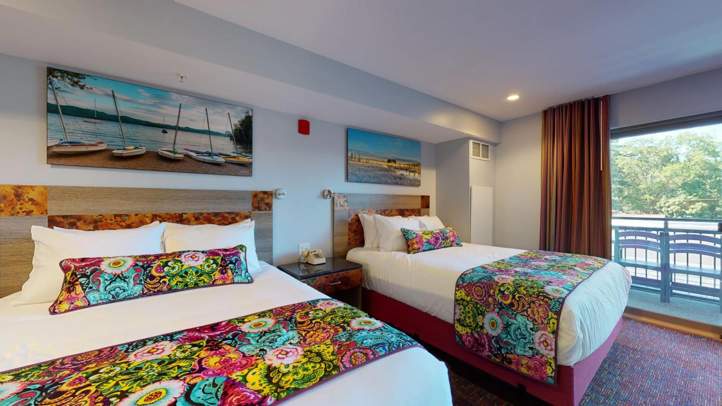 Bedroom, Bed in Surfside On The Lake