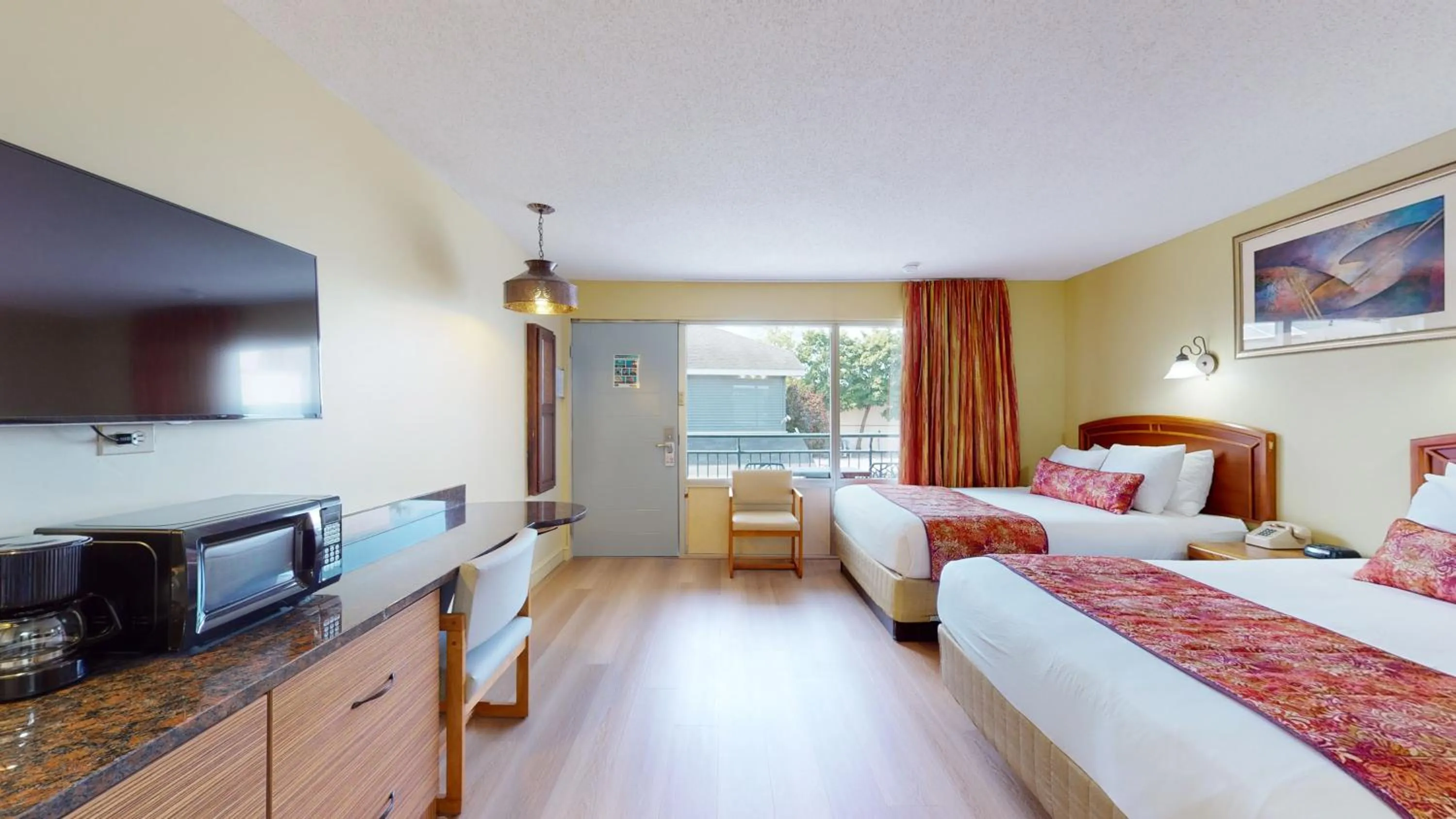 Bedroom, Bed in Surfside On The Lake