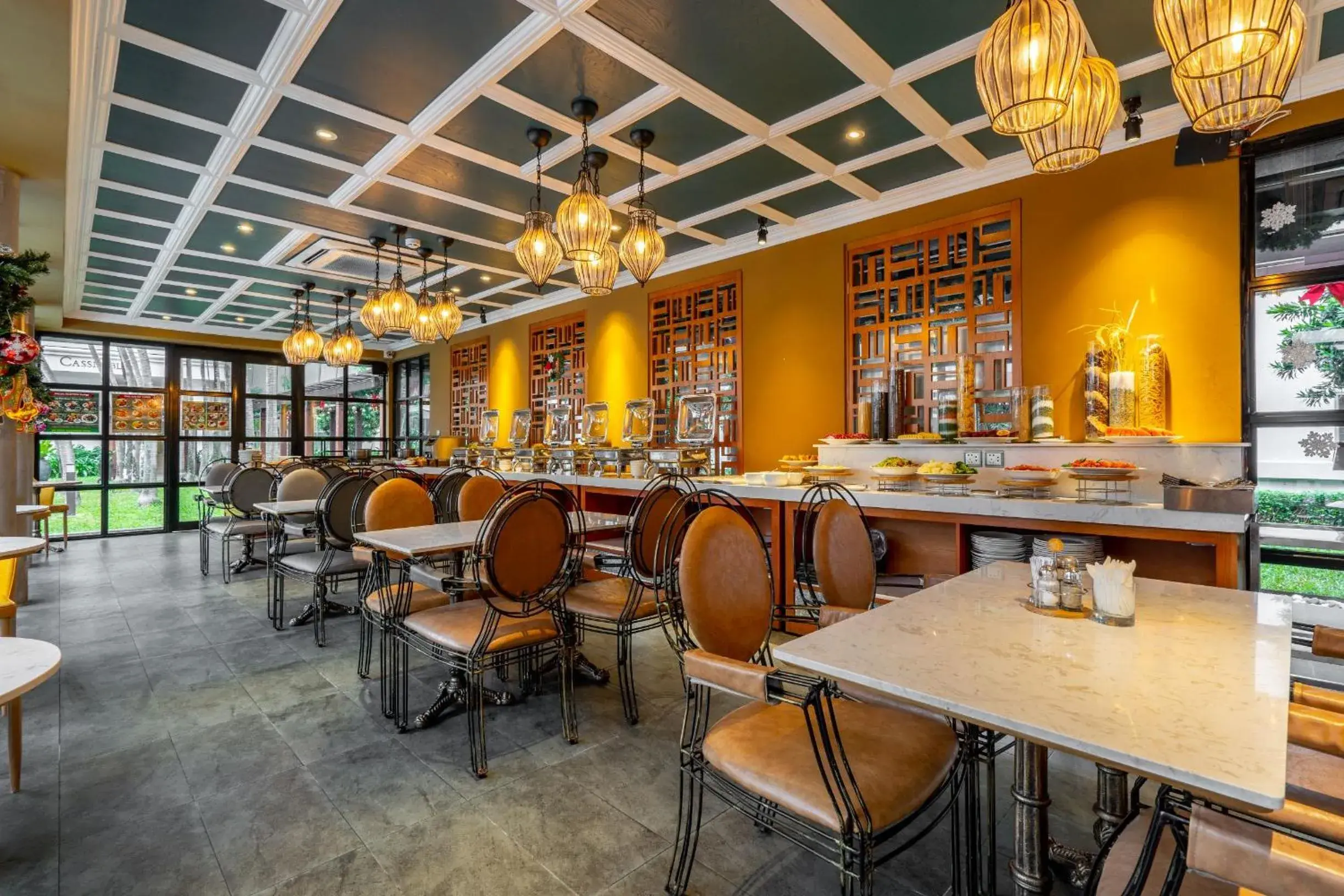 Restaurant/places to eat in Somerset Ho Chi Minh City Restaurant/places to eat in Somerset Ho Chi Minh City