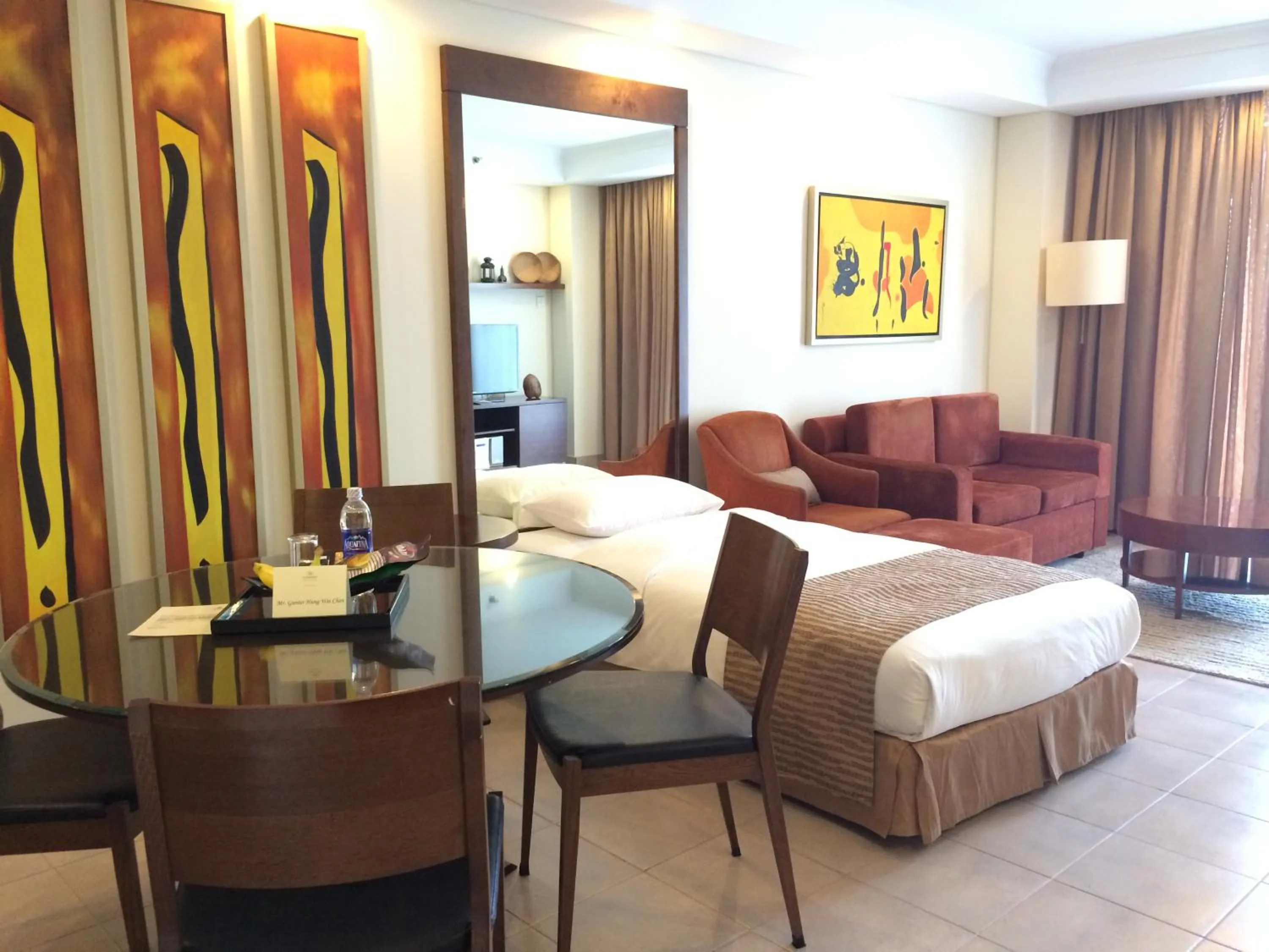 Photo of the whole room, Bed in Somerset Chancellor Court Ho Chi Minh City