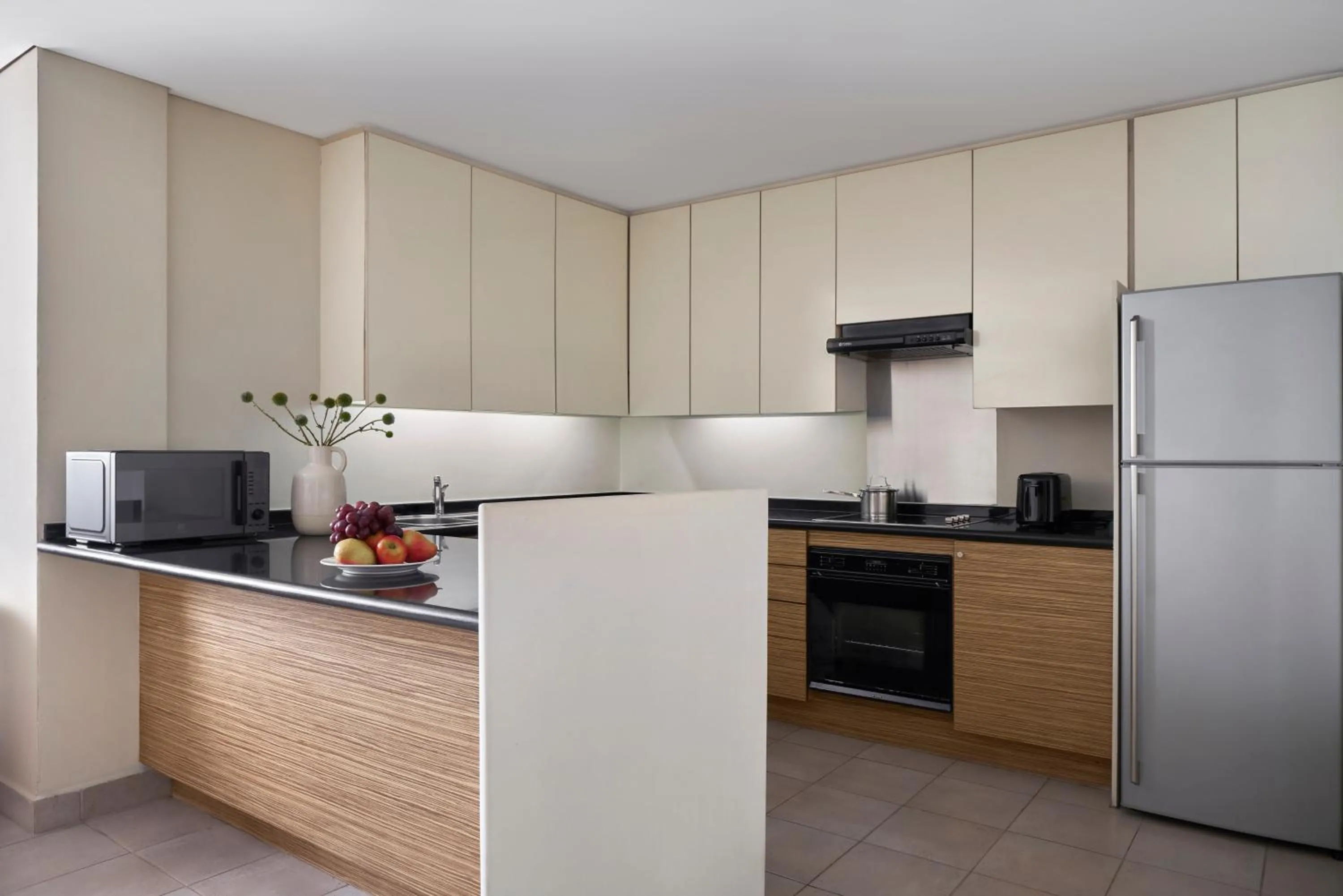 Kitchen or kitchenette in Somerset Chancellor Court Ho Chi Minh City