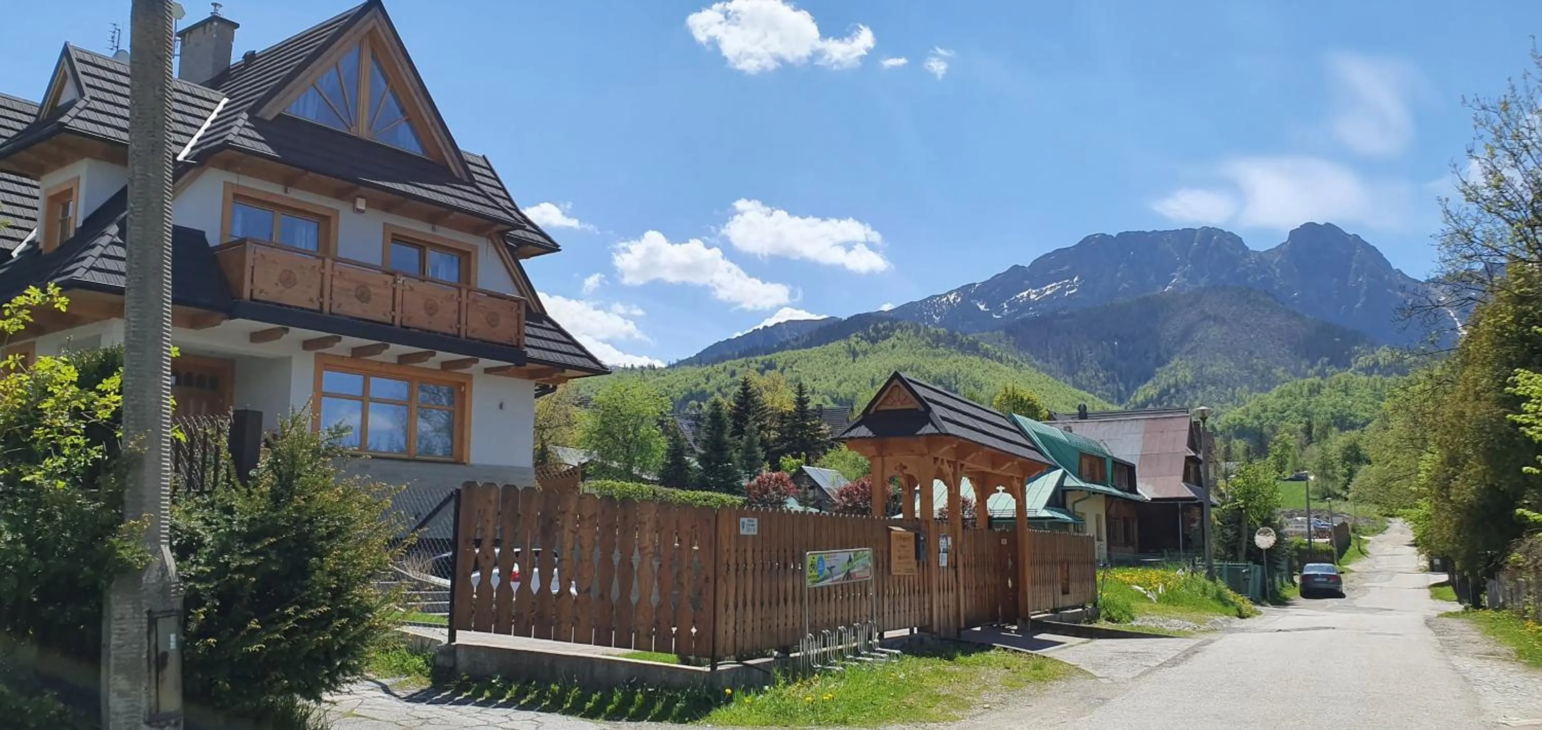 Street view in Domek za Strugiem - pokoje i apartamenty