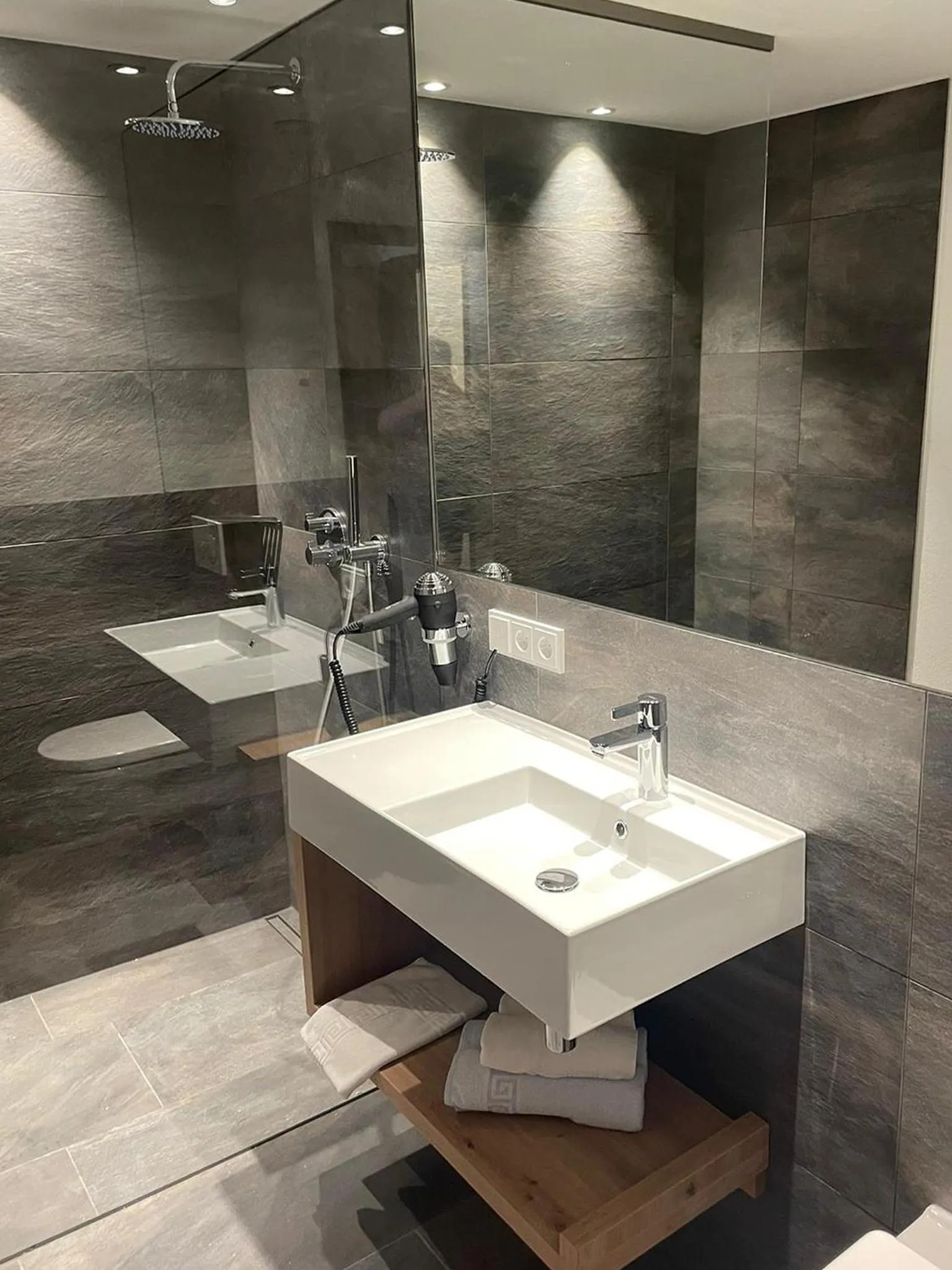 Bathroom in first mountain Hotel Ötztal