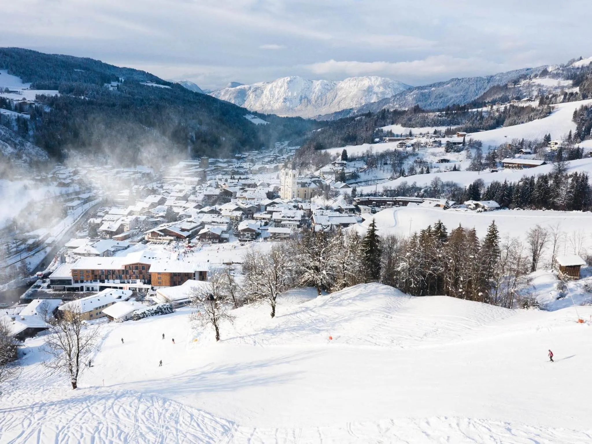 Bird's eye view in Das Hohe Salve Sportresort, 4 Sterne Superior