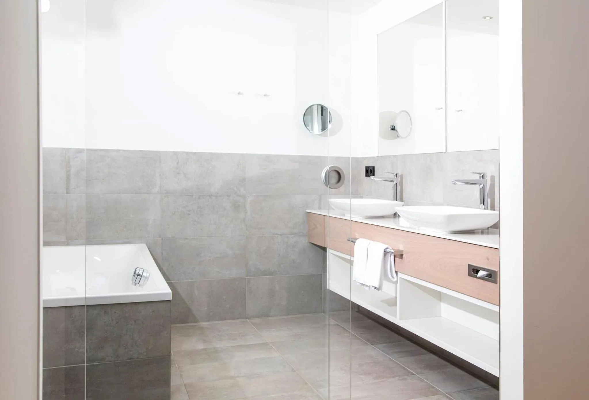 Bathroom in Das Hohe Salve Sportresort, 4 Sterne Superior