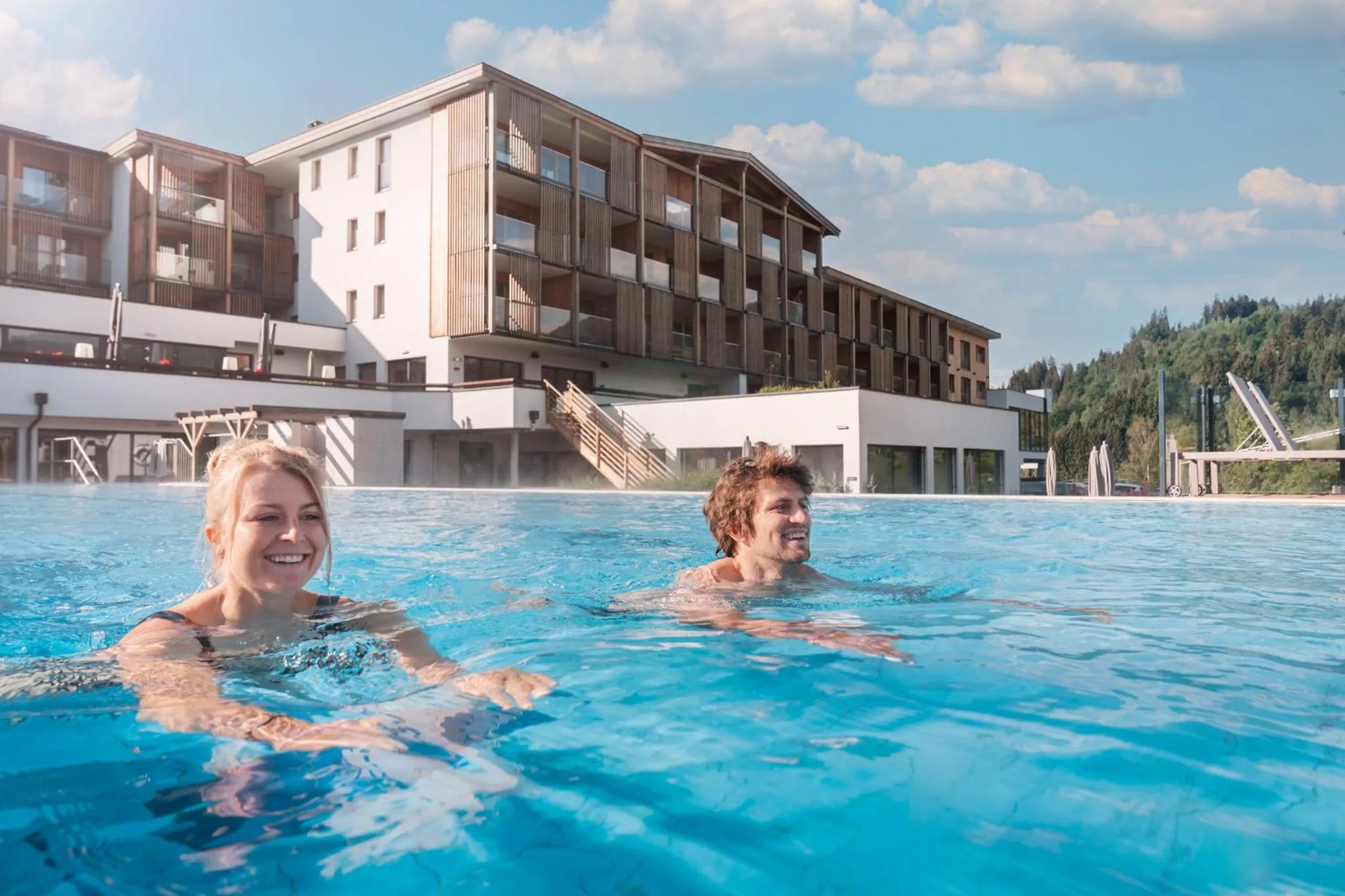 Swimming pool in Das Hohe Salve Sportresort, 4 Sterne Superior