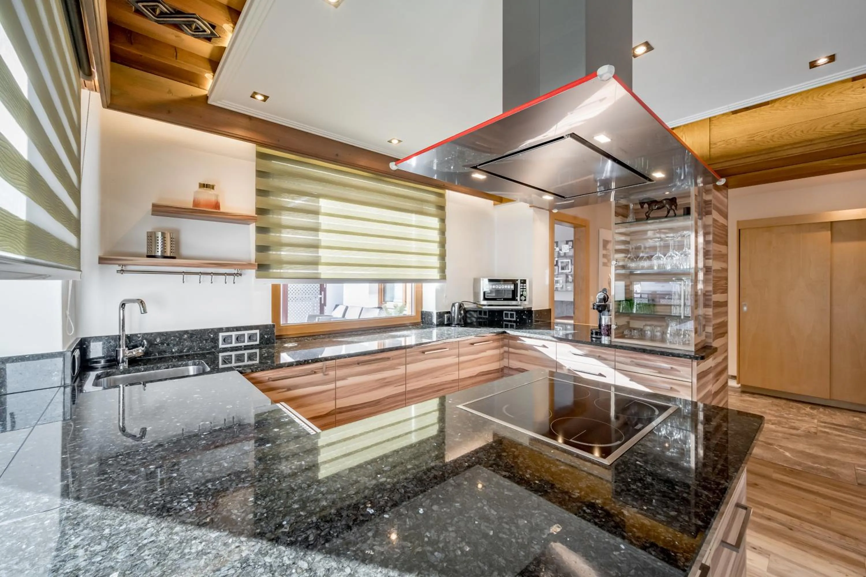 Kitchen or kitchenette in Aliona Apart