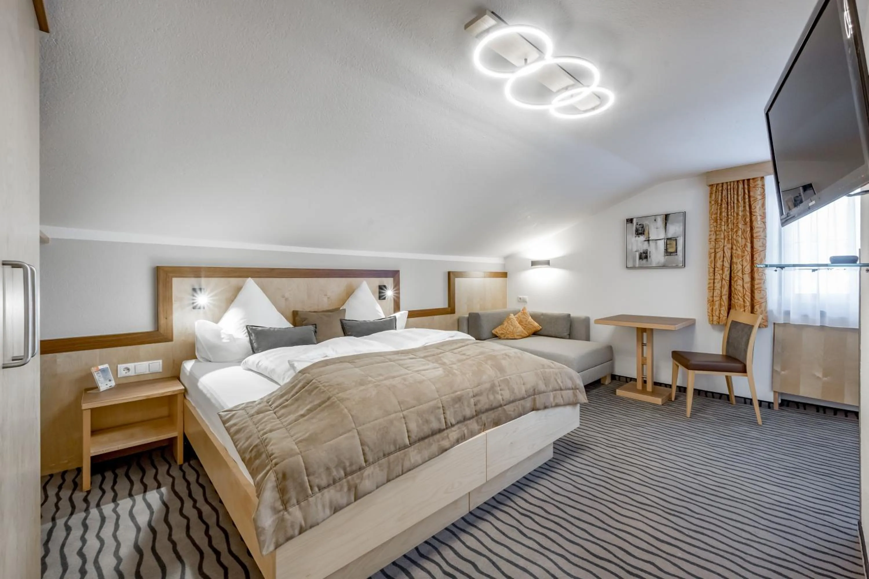 Photo of the whole room, Bed in Aliona Apart