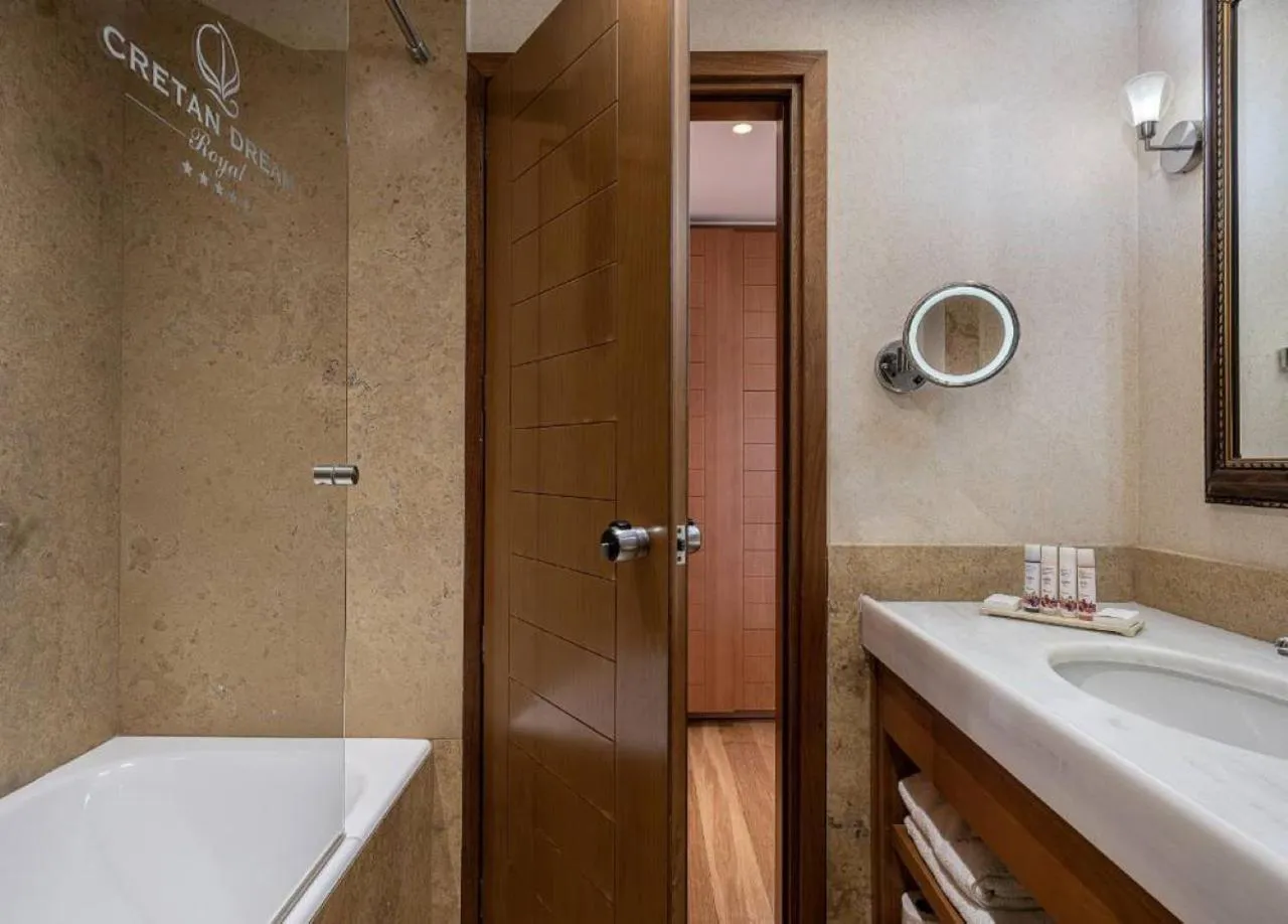 Bathroom in Cretan Dream Resort & Spa