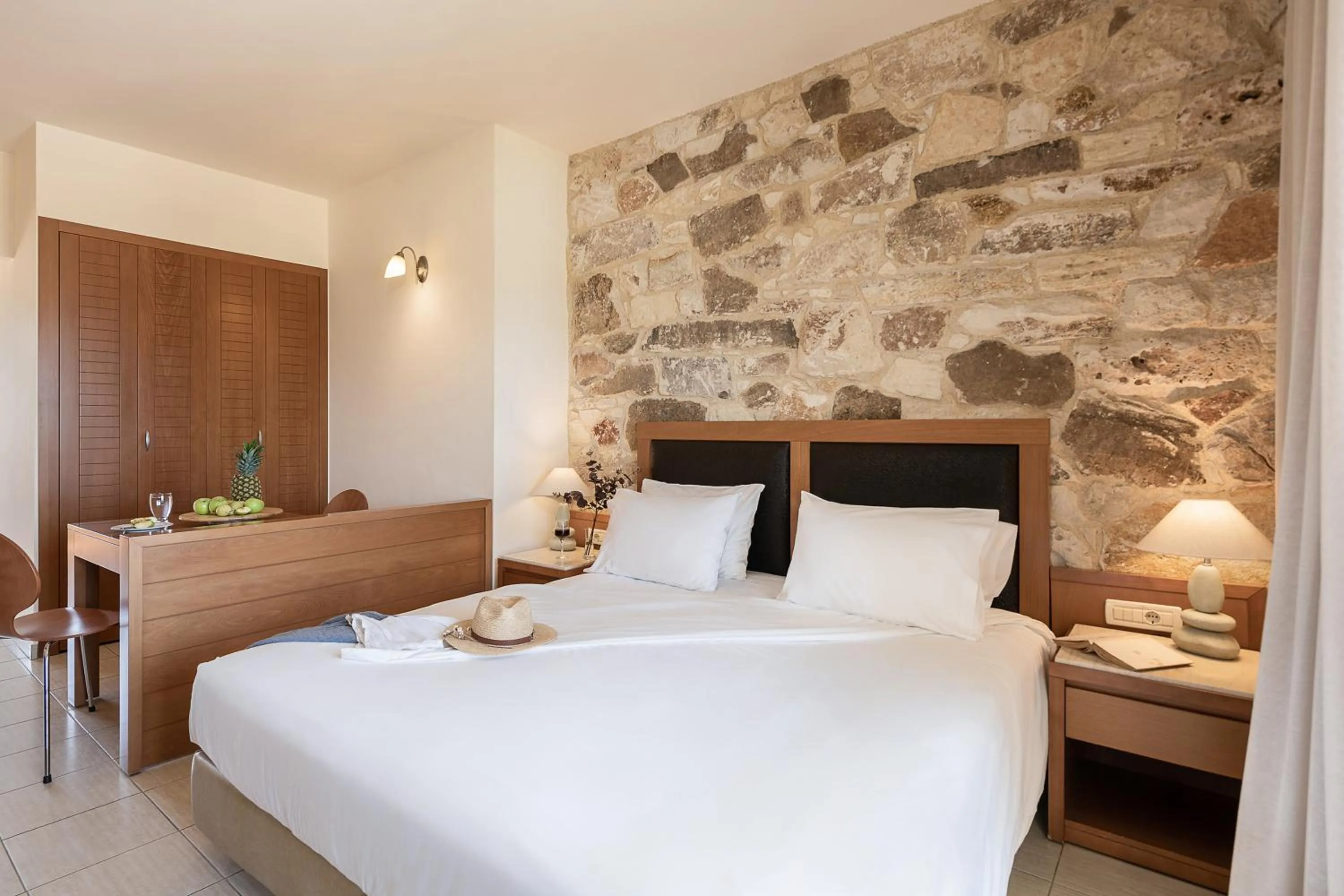 Bed in Cretan Dream Resort & Spa