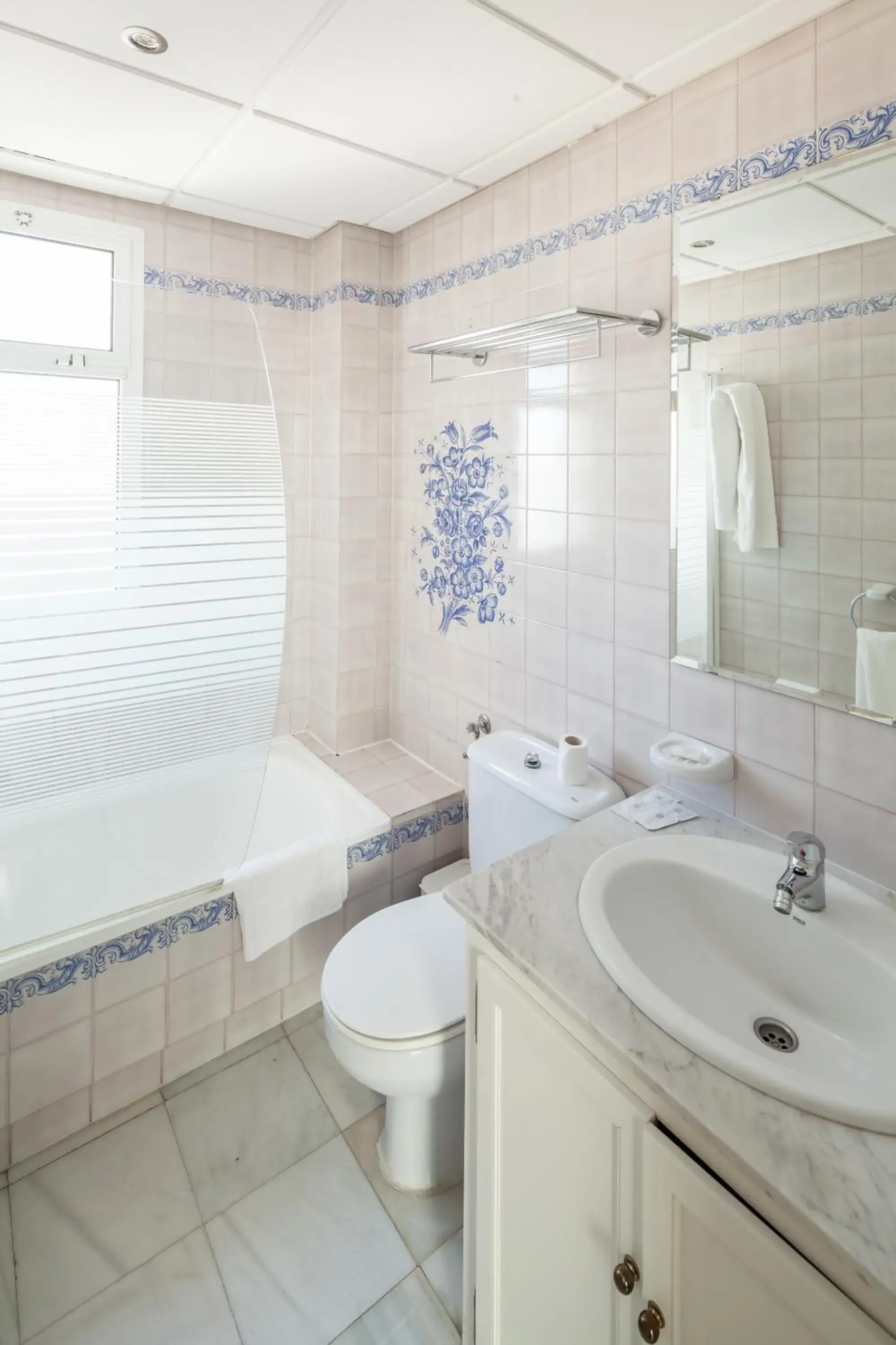 Bathroom in Hotel Platería Bathroom in Hotel Platería