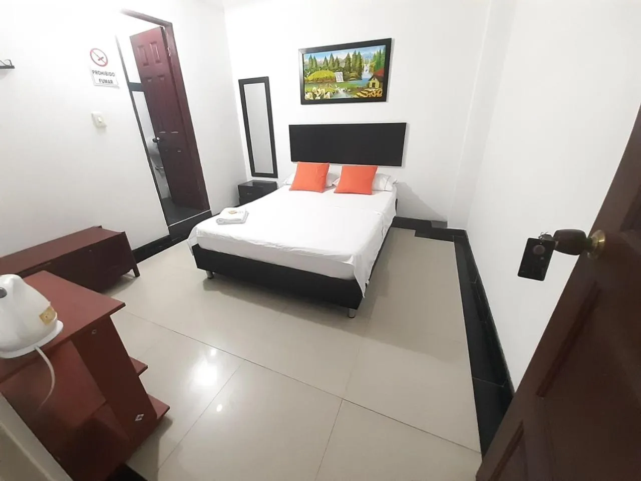 Hotel Arcoiris Girardot