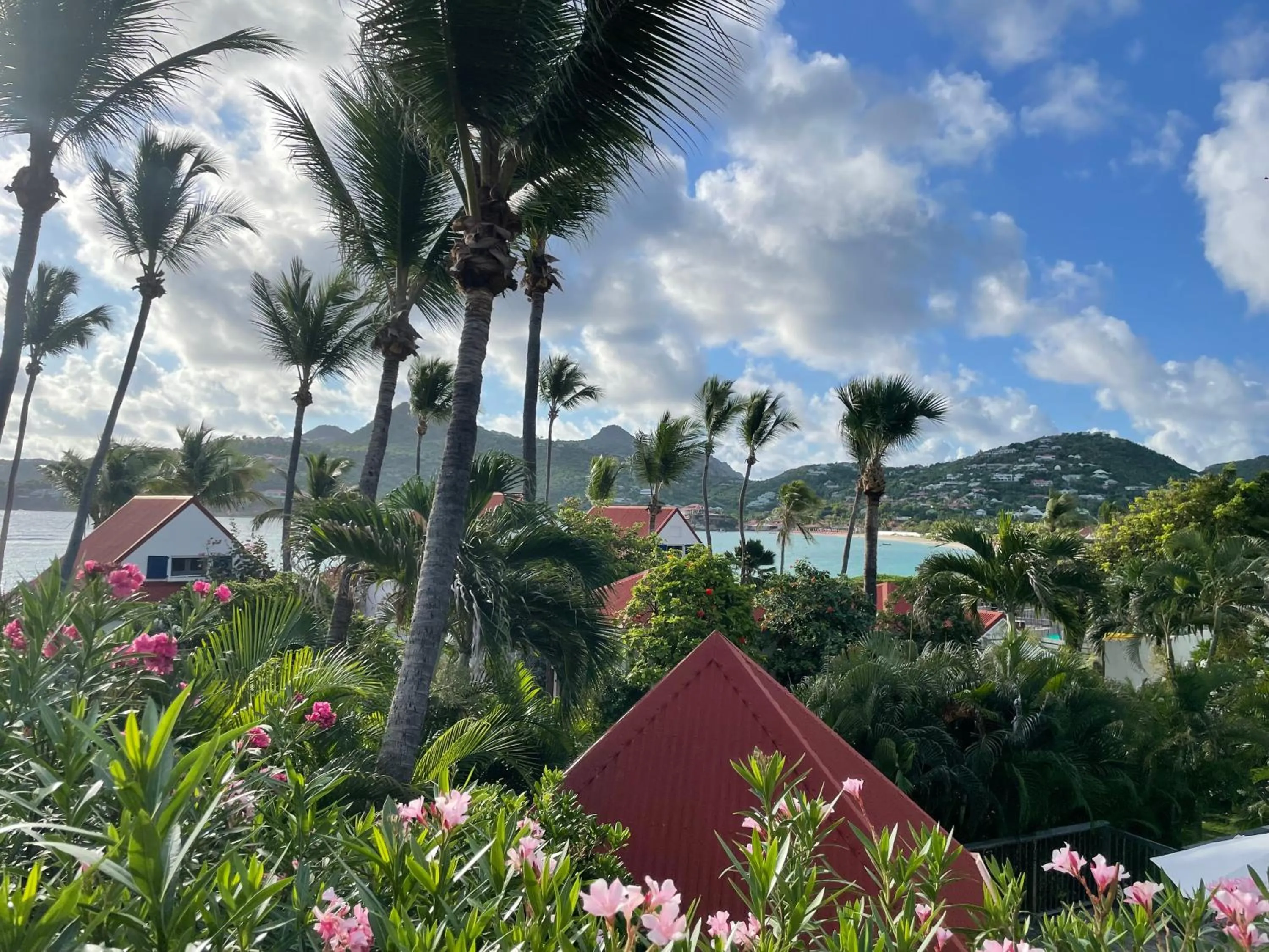 Property building in Les Ilets De La Plage