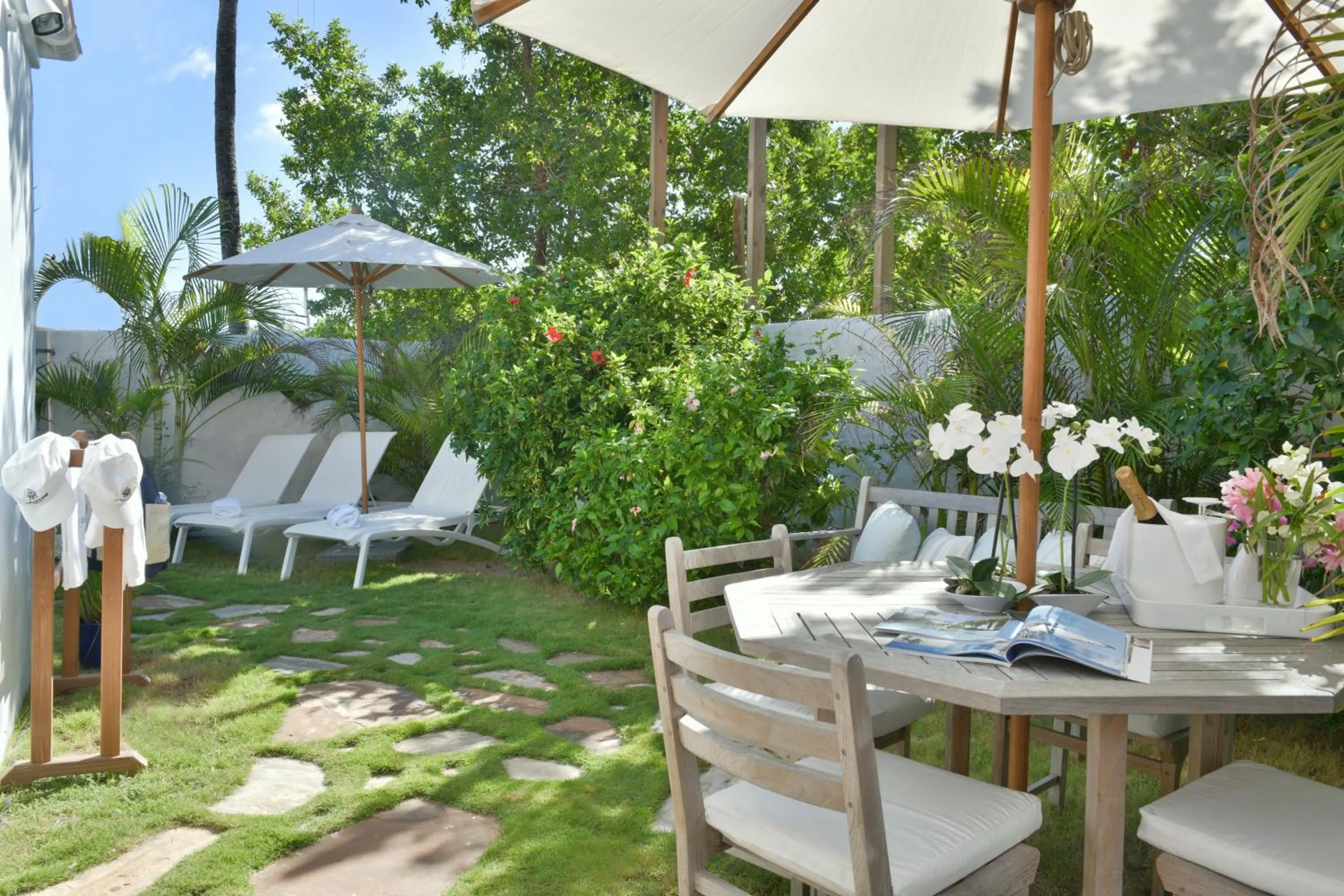 Garden in Les Ilets De La Plage