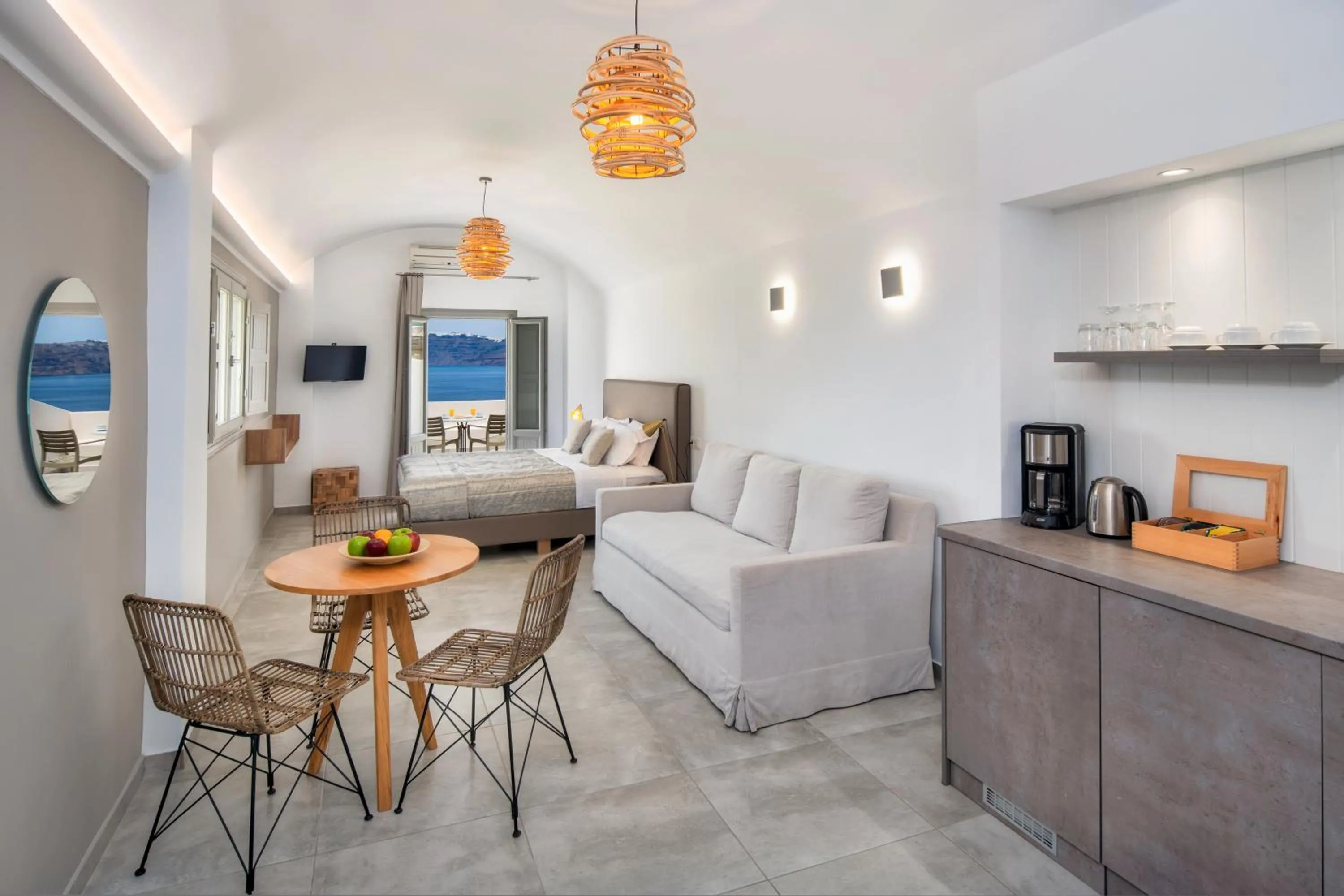 Bed in Kokkinos Villas