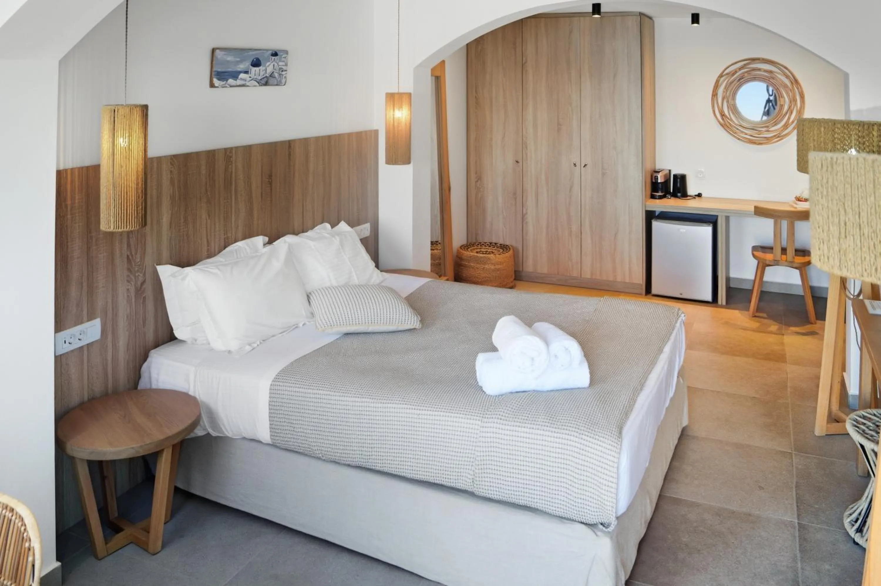 Bed in Kokkinos Villas