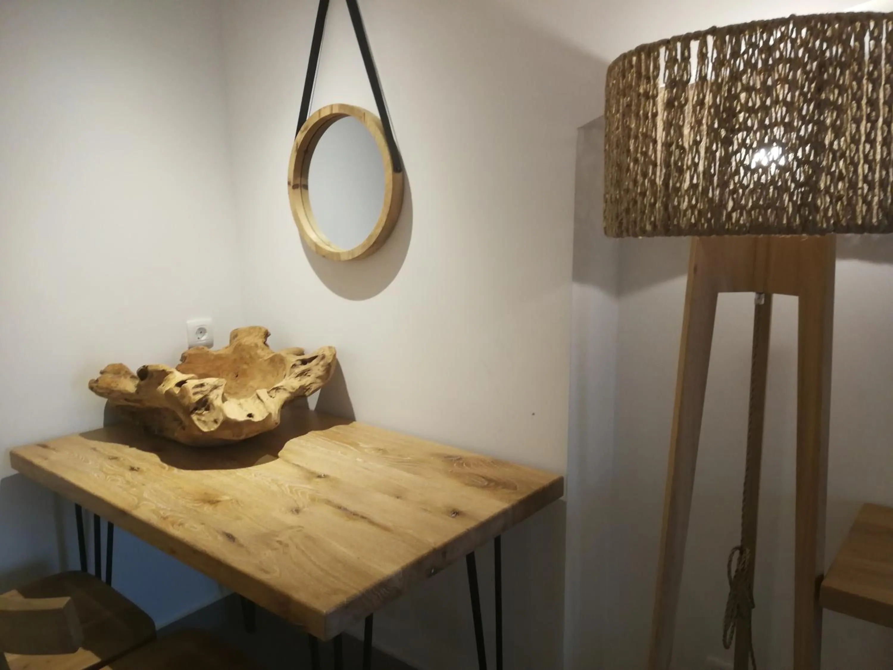 Decorative detail in Kokkinos Villas