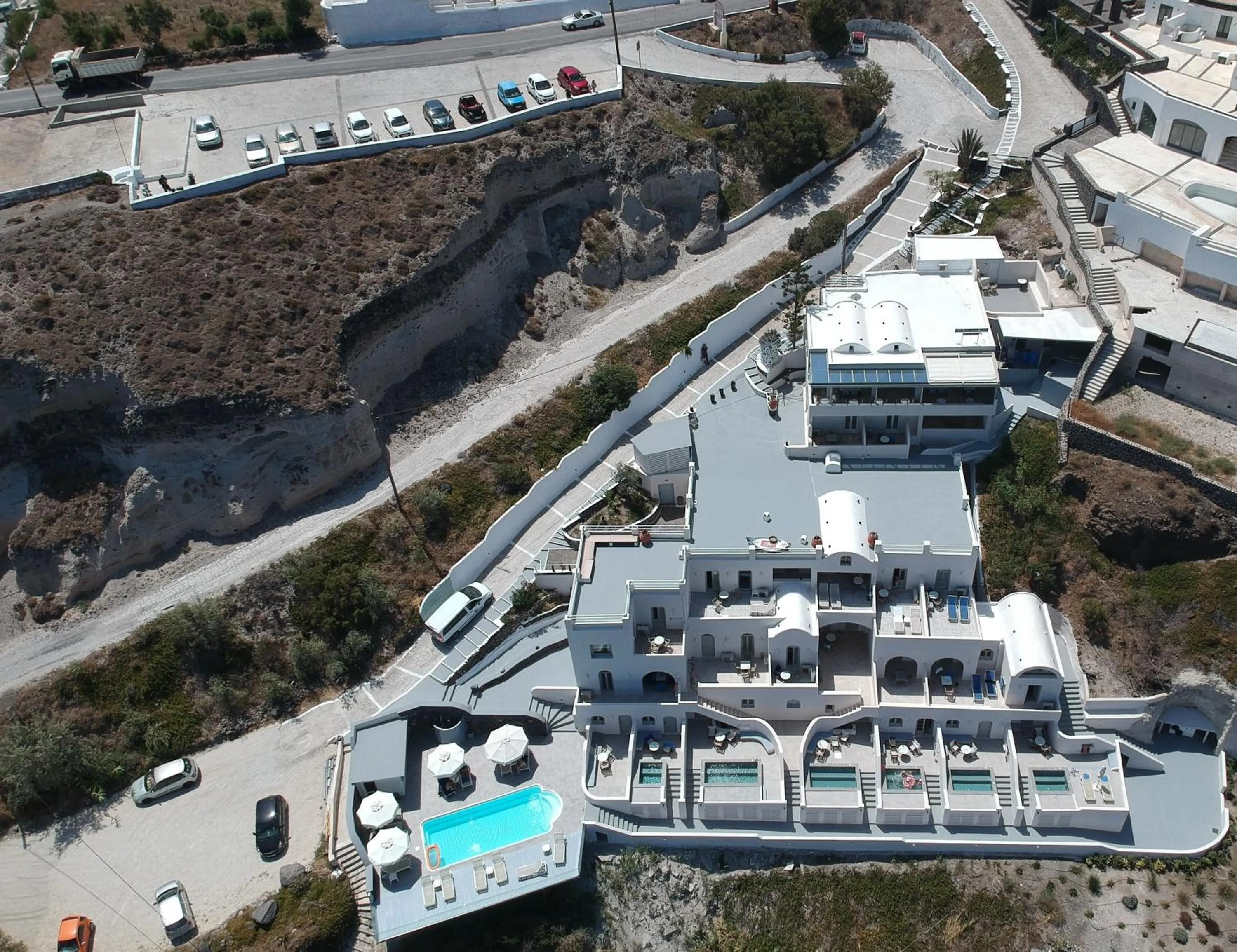 Property building in Kokkinos Villas