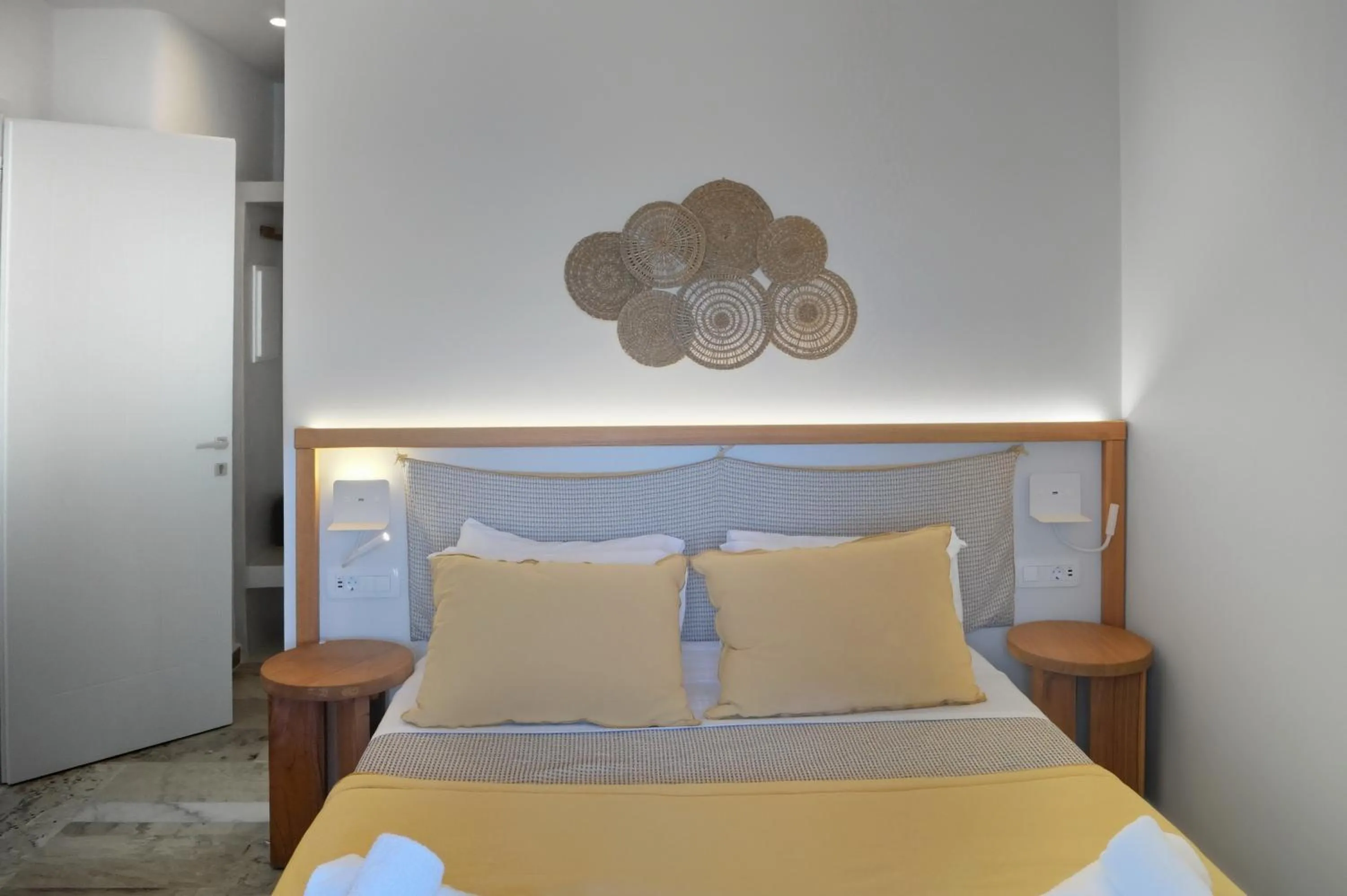 Bed in Kokkinos Villas