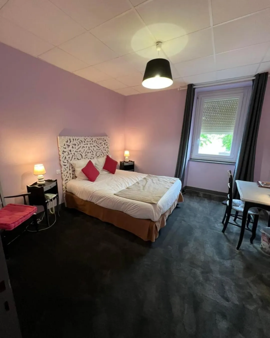 Bedroom, Bed in Logis Hôtel-Restaurant Les Voyageurs