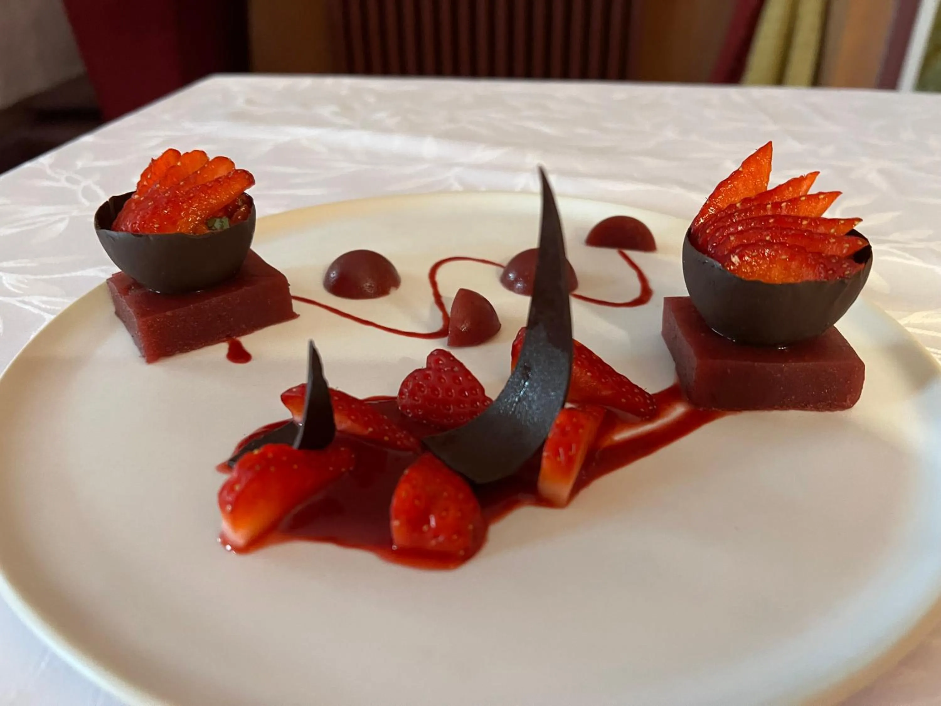 Restaurant/places to eat in Logis Hôtel-Restaurant Les Voyageurs