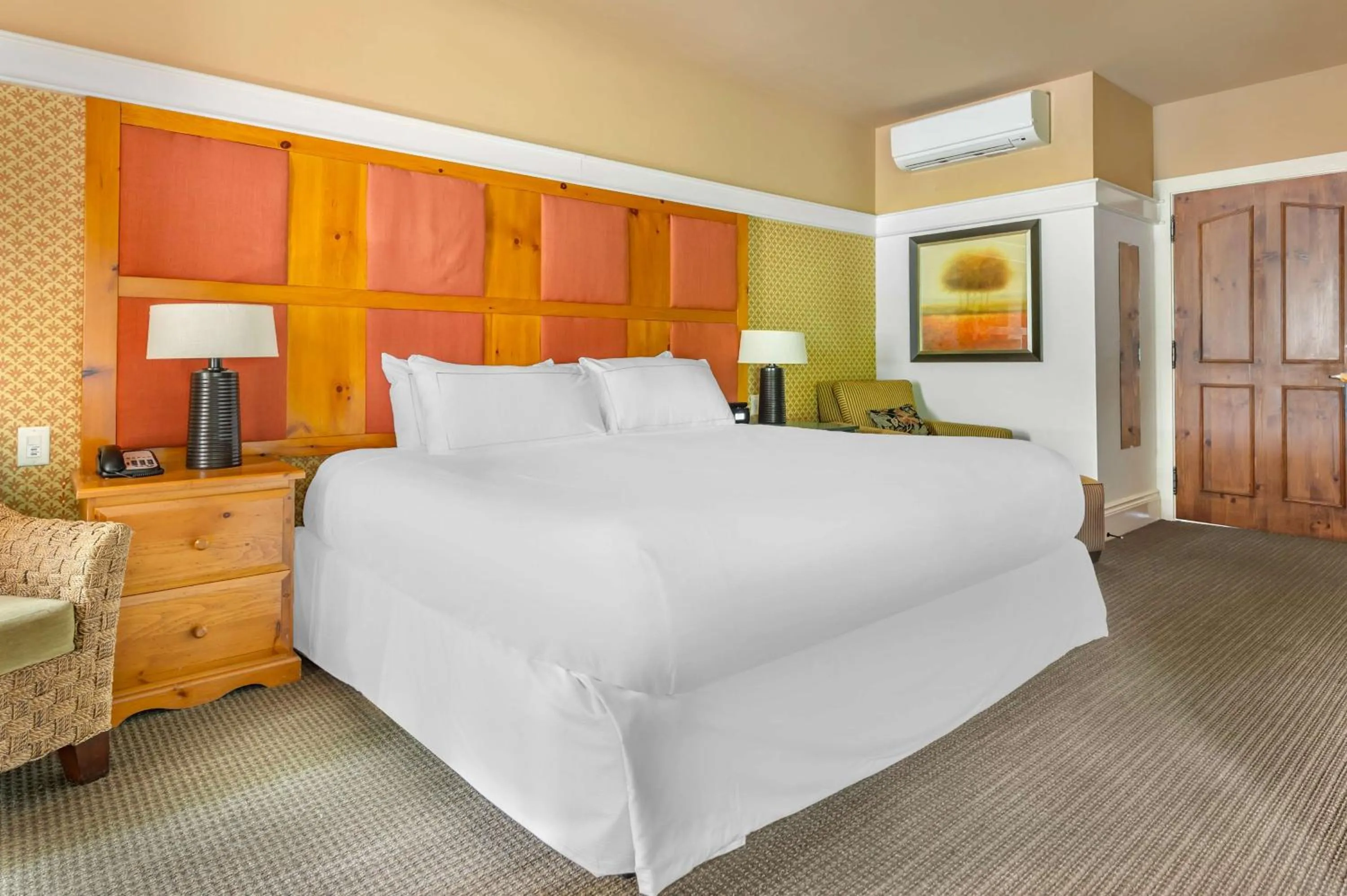 Bed in Hilton Grand Vacations Club Tremblant Canada