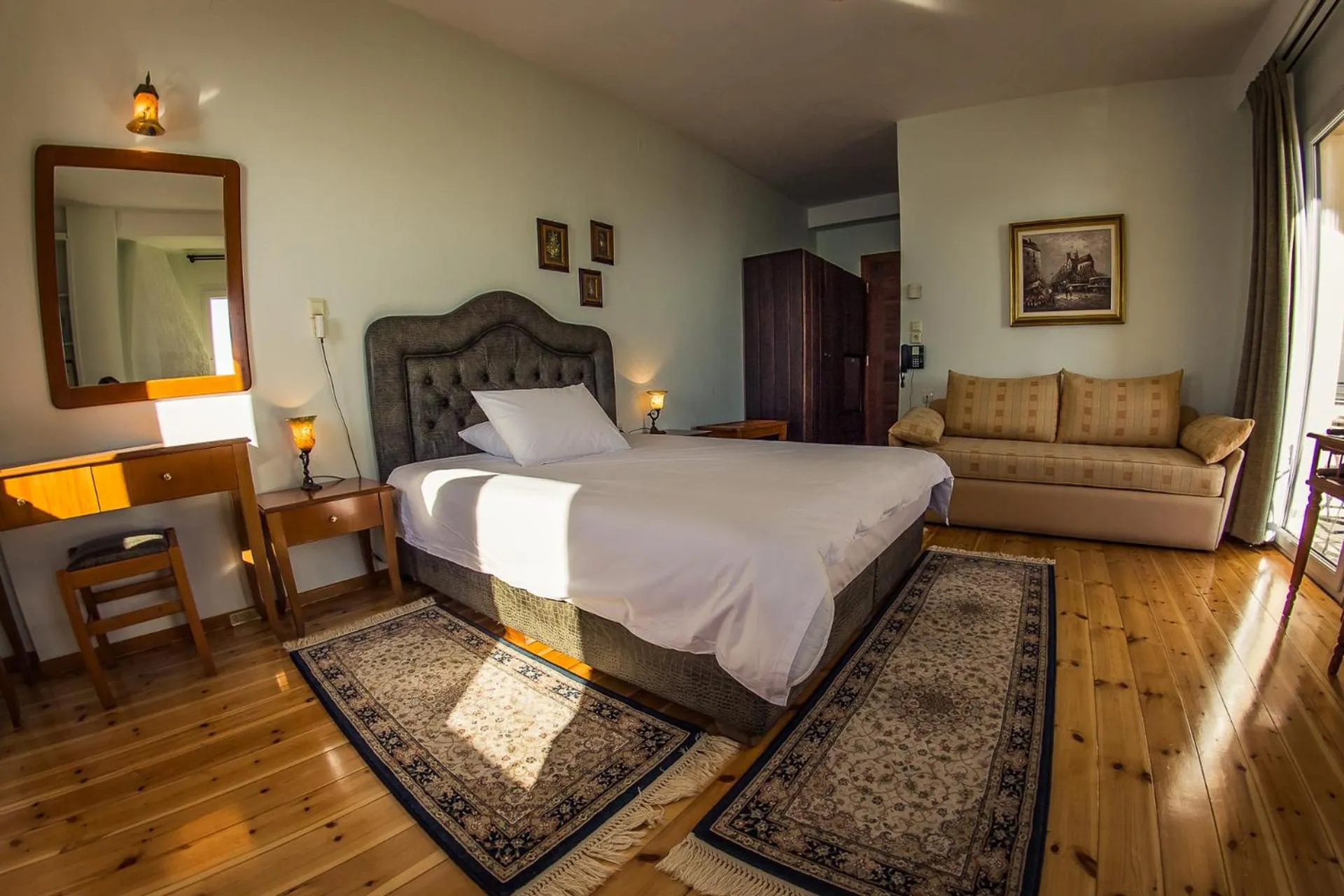 Bed in Horizon Hotel