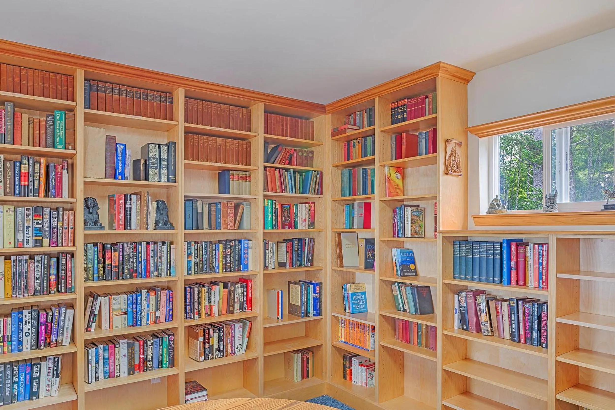 Beachfront Moclips Retreat w Hot Tub Fire Pit