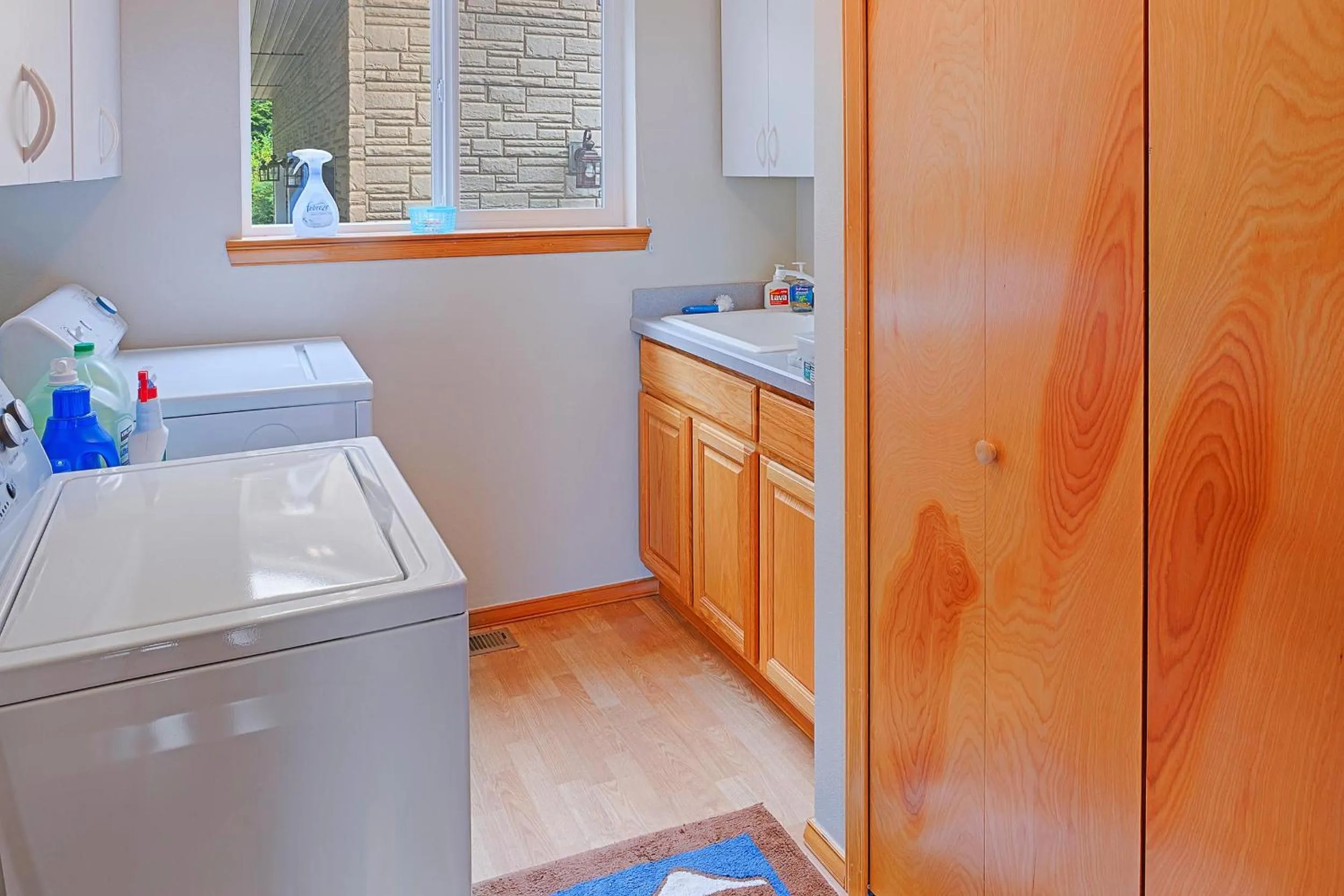 Beachfront Moclips Retreat w Hot Tub Fire Pit